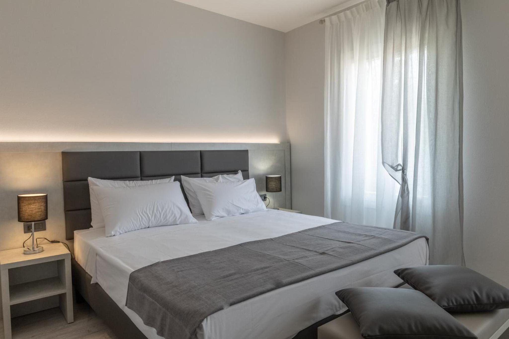 Double or Twin Room - Disability Access - Photo 5