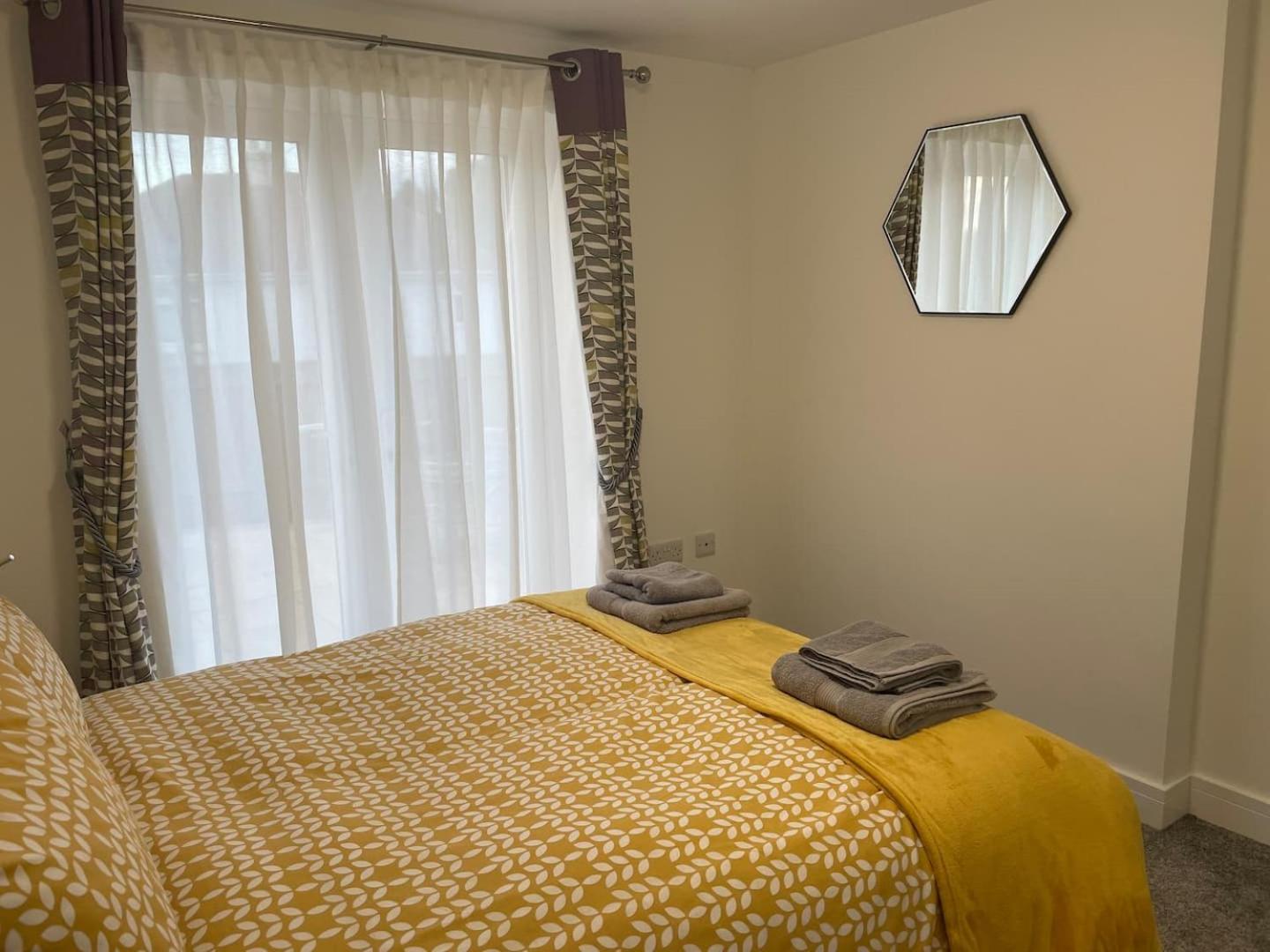 Two-Bedroom Apartment - Photo 5