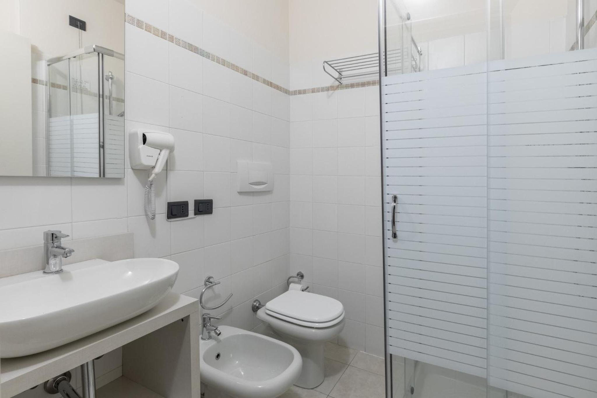 Standard Double or Twin Room with Garden View - Photo 2