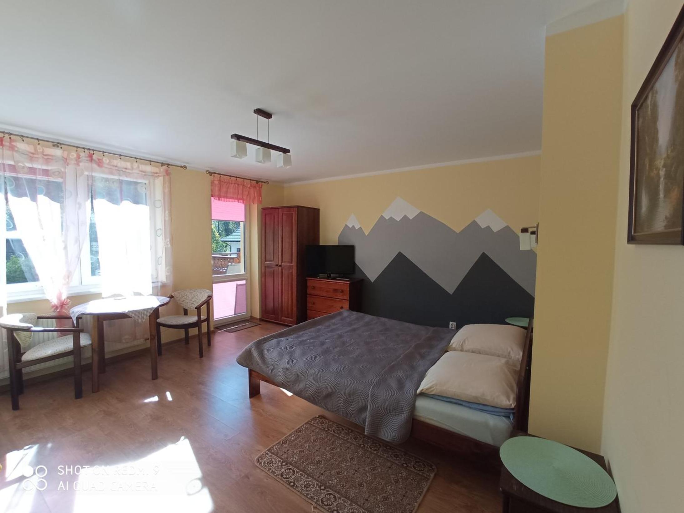 Apartment with Terrace photo 3