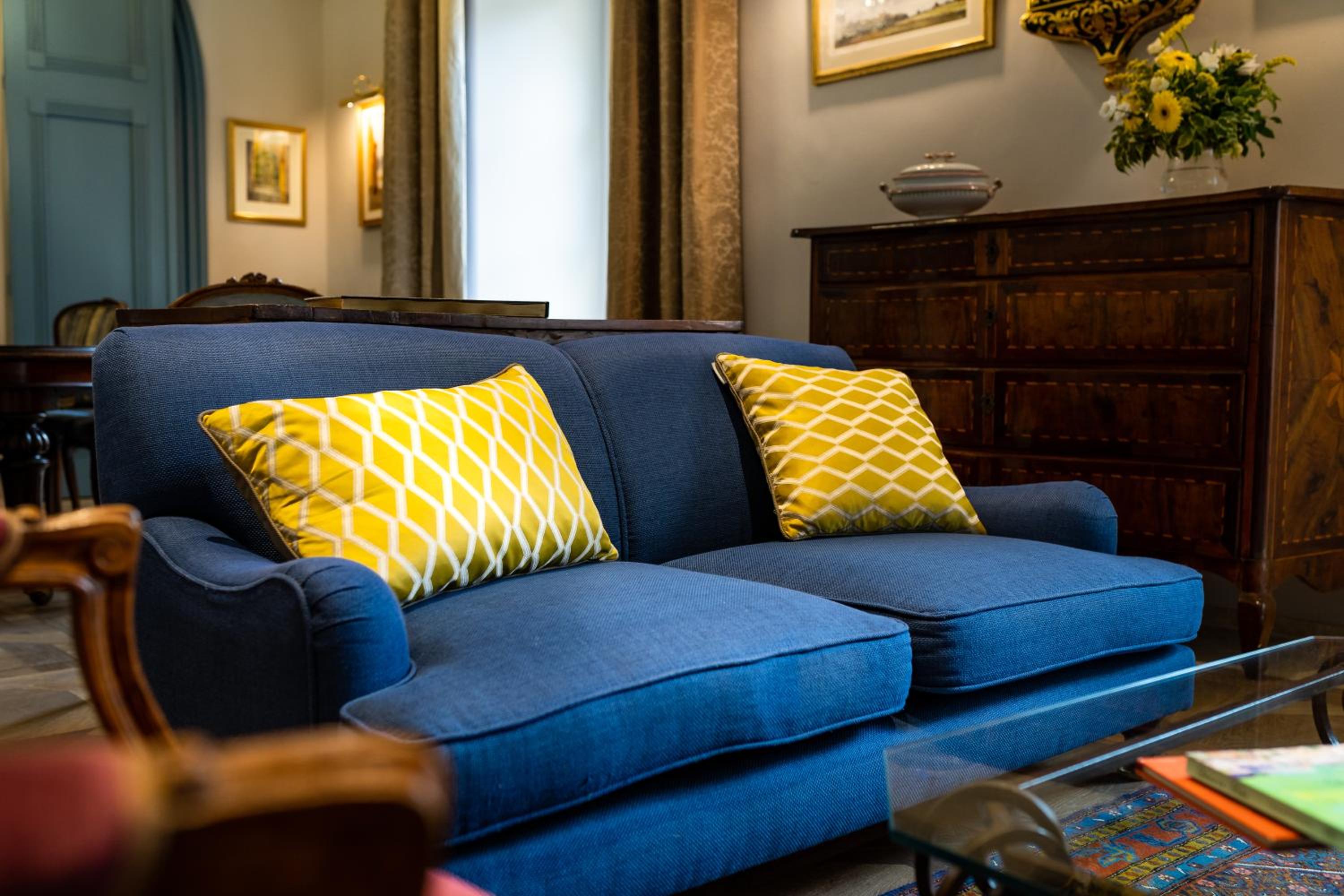 Presidential Suite thumbnail 5