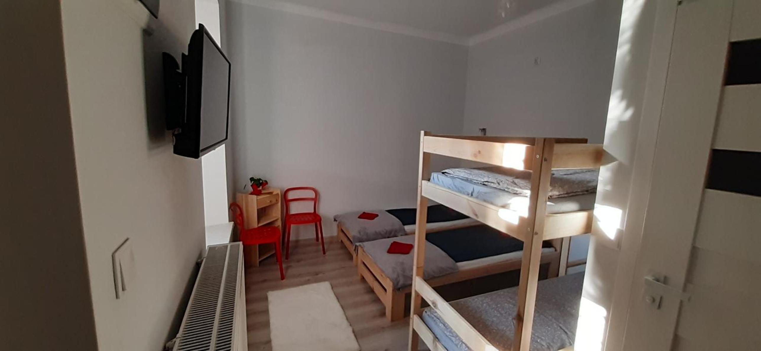 Superior Quadruple Room - Photo 6