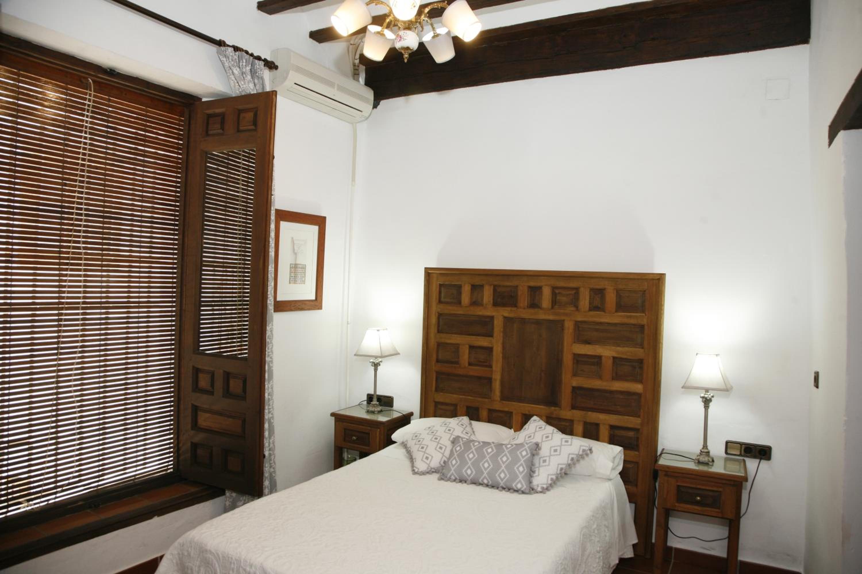 Standard Double Room - Photo 1