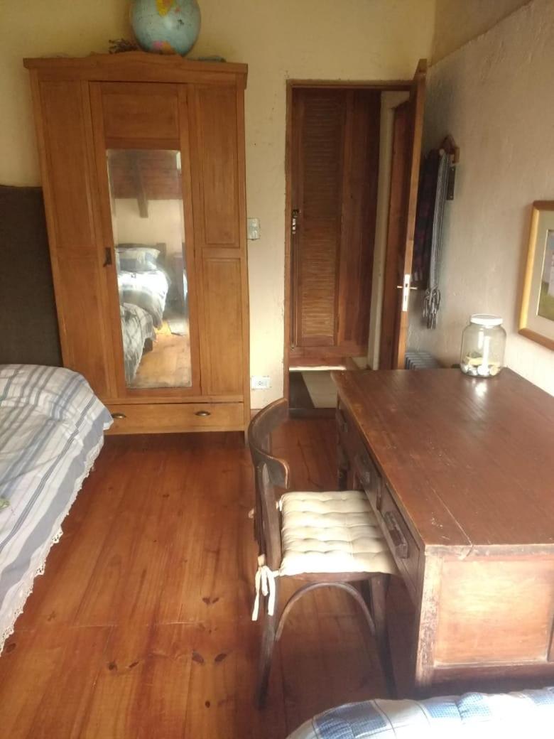 Three-Bedroom House photo 2