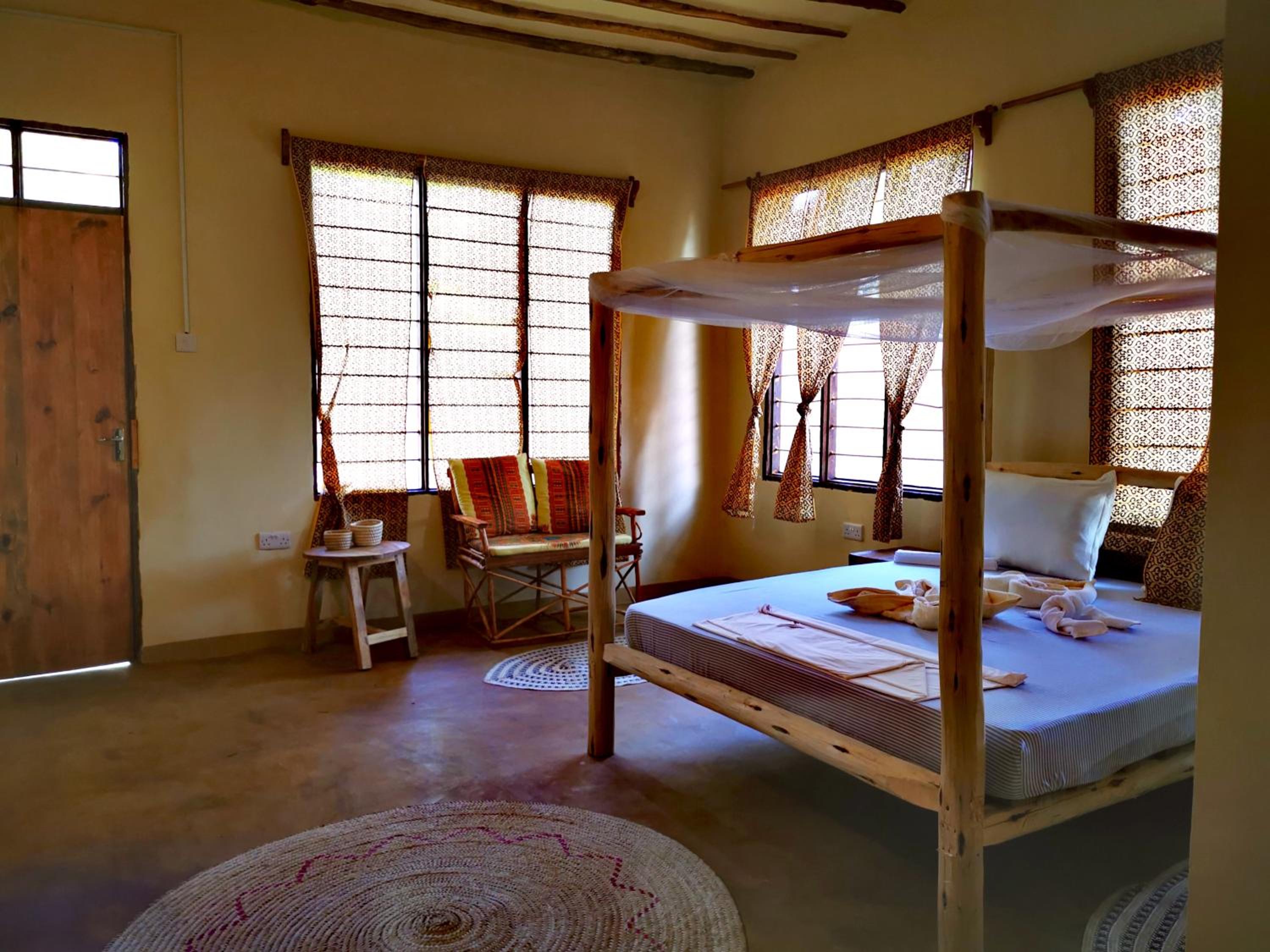 Large Double Room photo 1