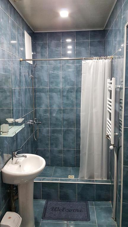 Twin Room with Mountain View photo 2