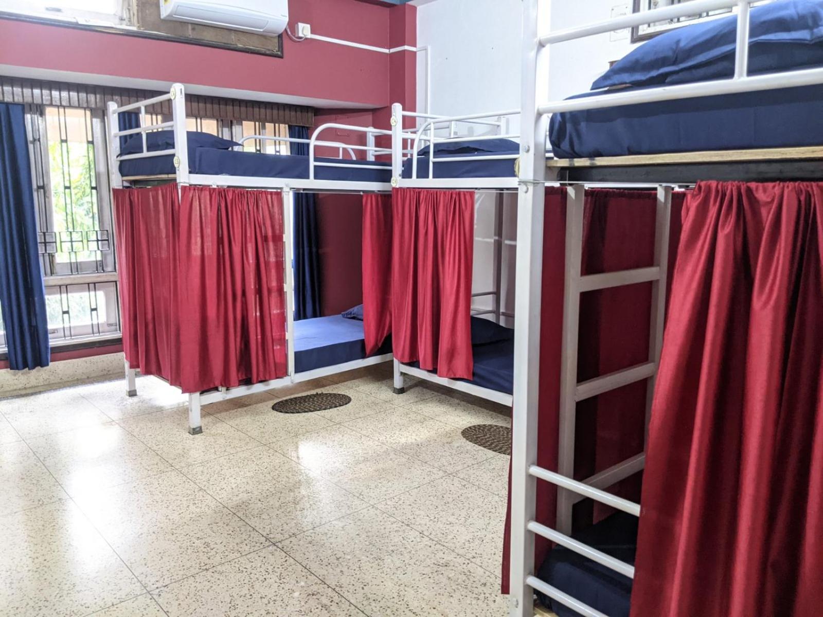 Bed in 6-Bed Mixed Dormitory Room photo 2