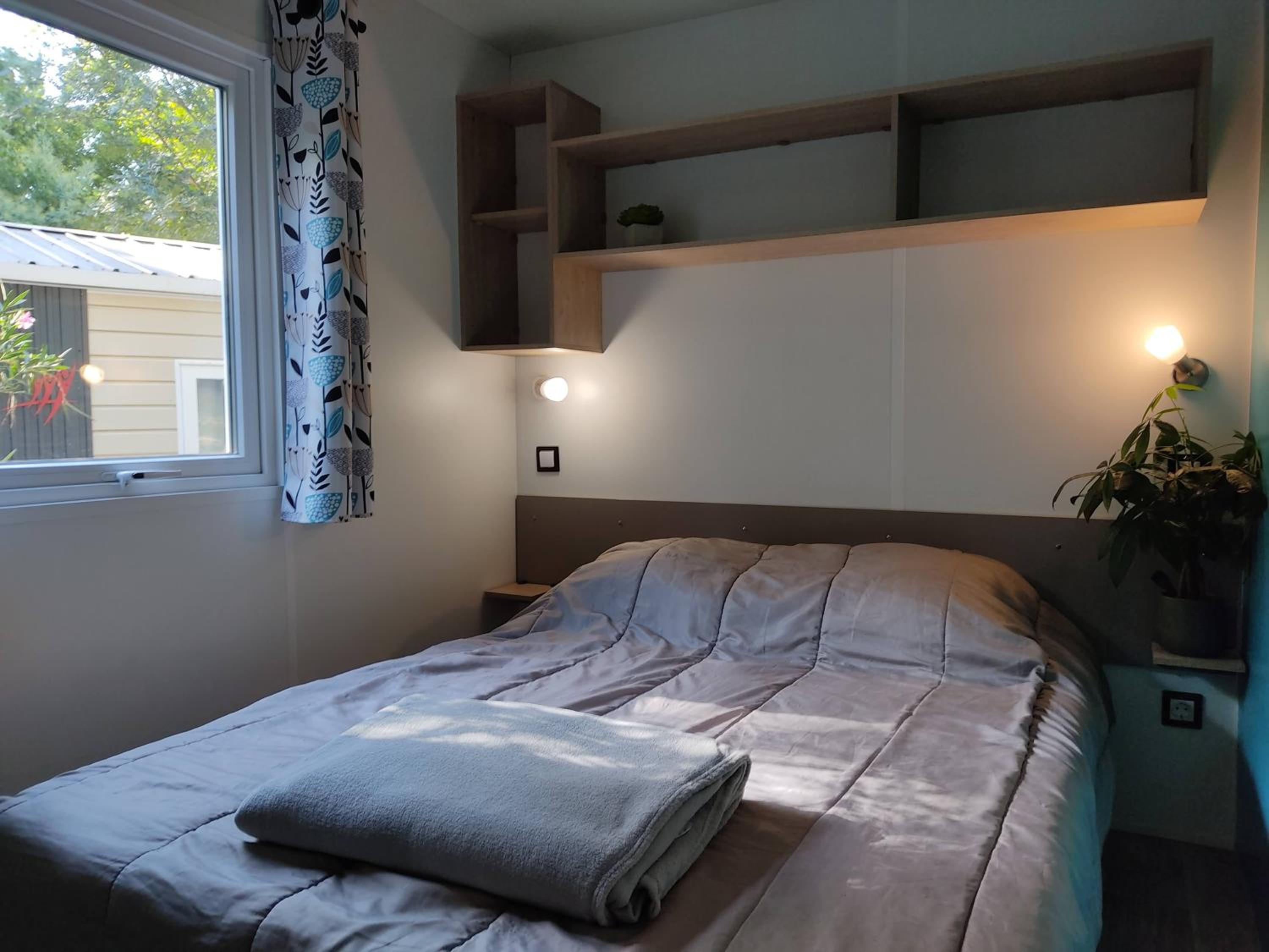Mobile Home photo 1