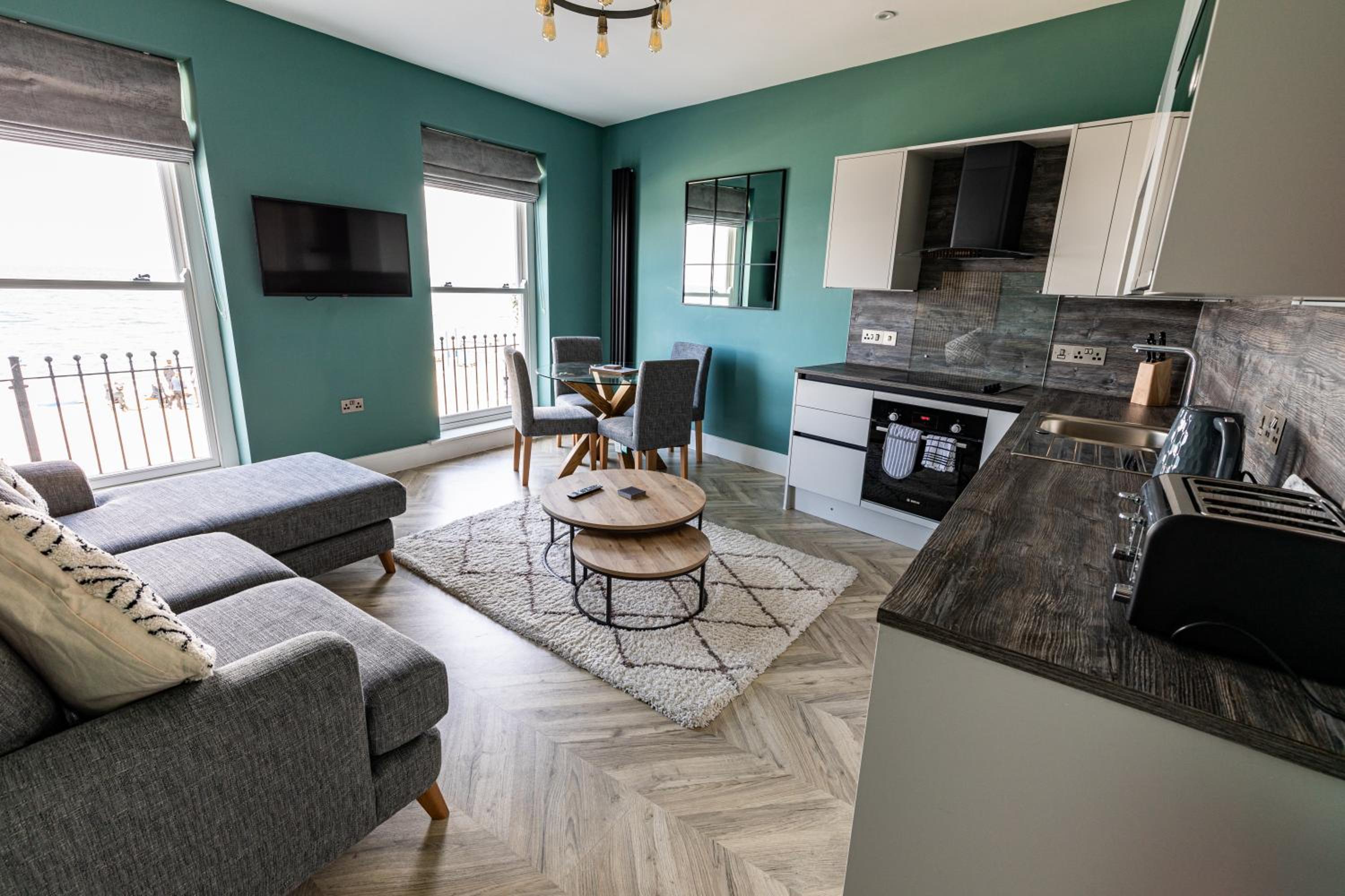 Two-Bedroom Apartment - Photo 25