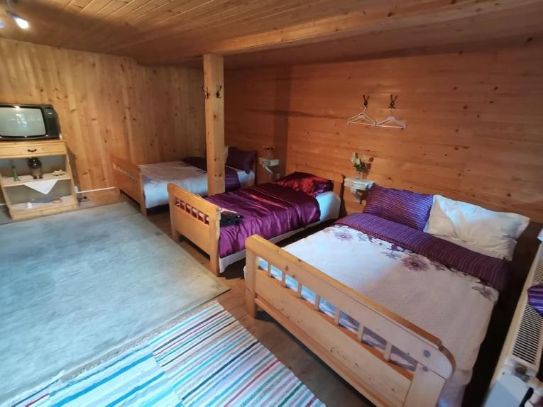 Four-Bedroom House - Photo 27