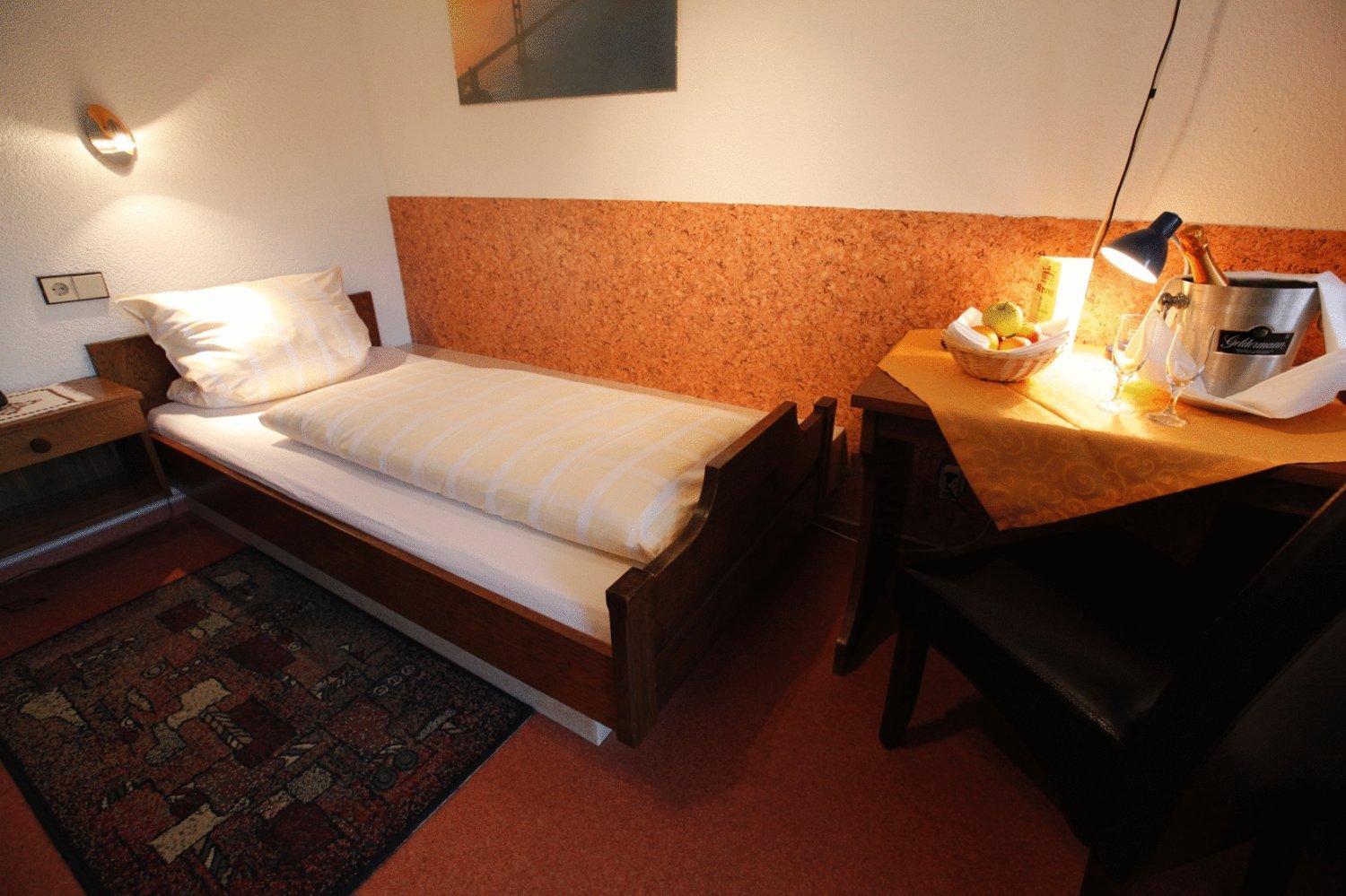 Single Room photo 1