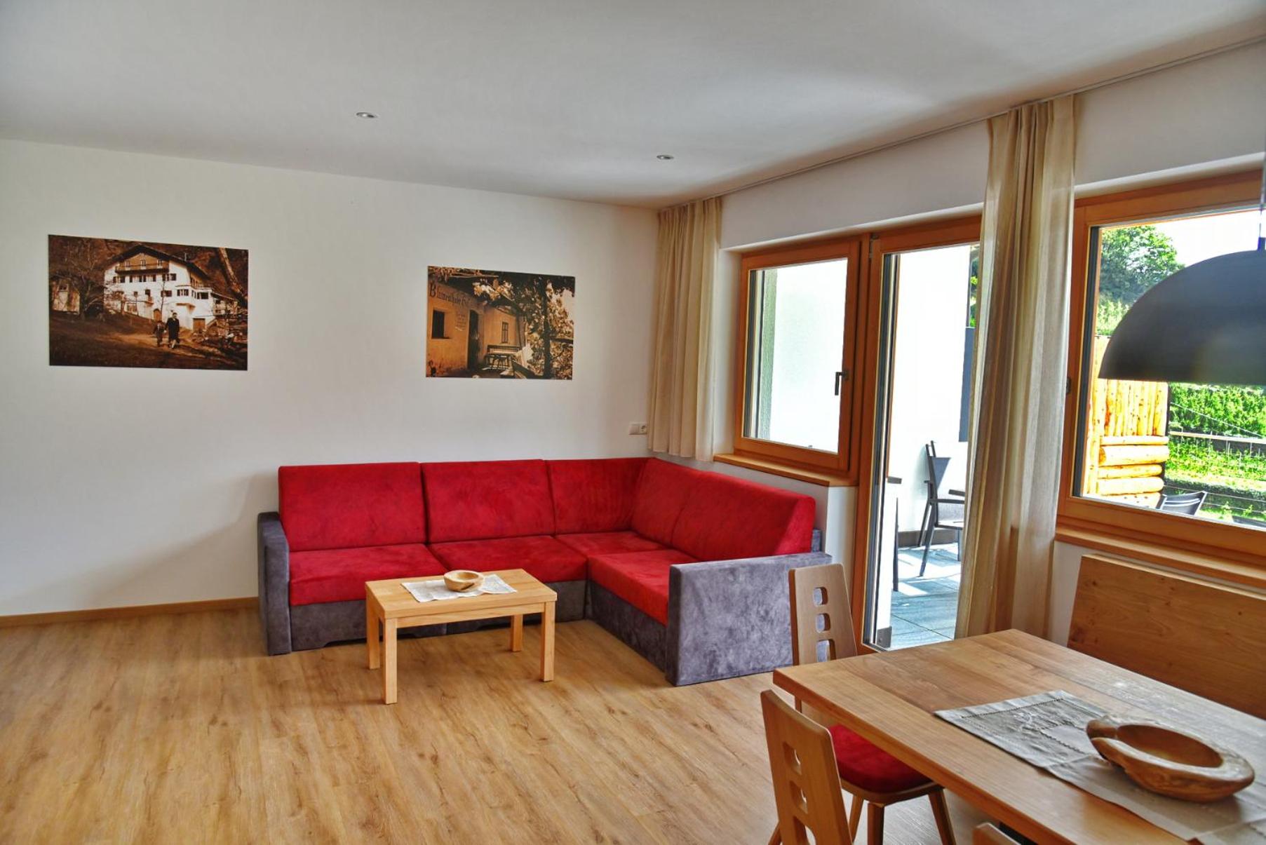 Deluxe Apartment