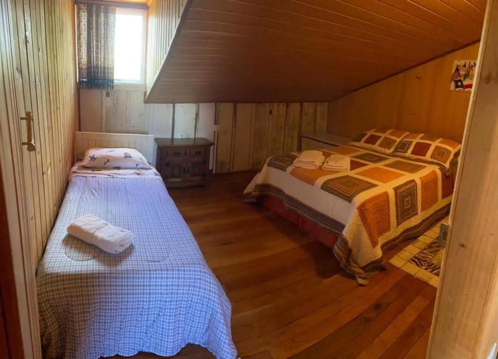 Five-Bedroom House photo 1