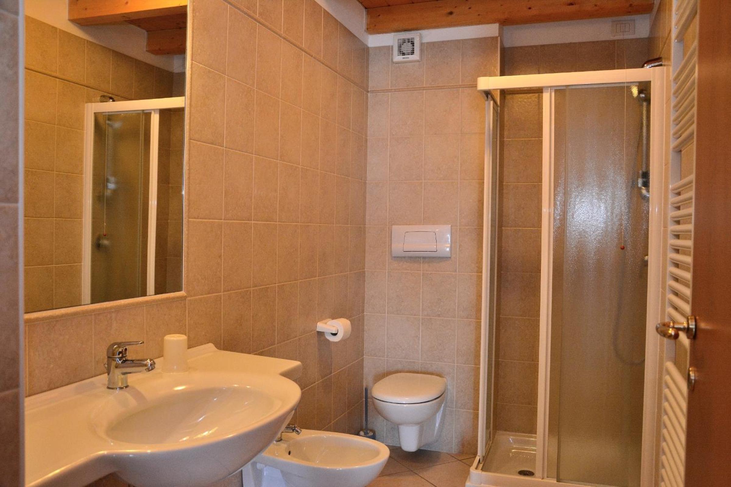 One-Bedroom Apartment - Photo 10