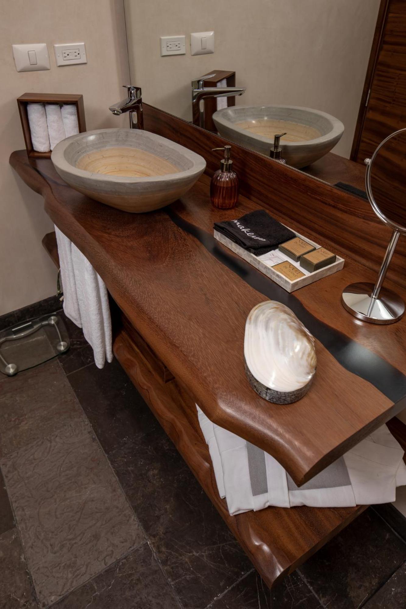 Family Suite - Photo 3