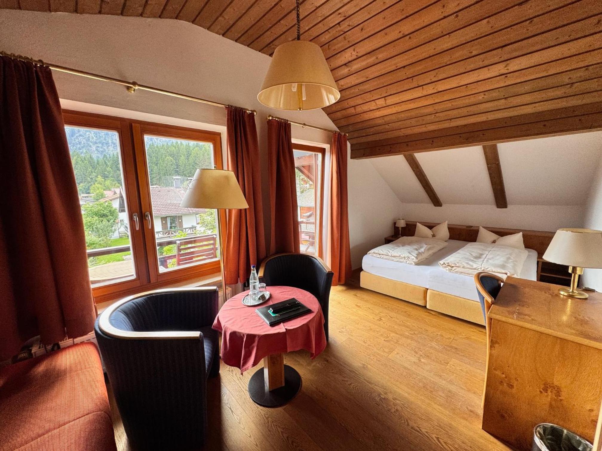 Standard Double Room - 10