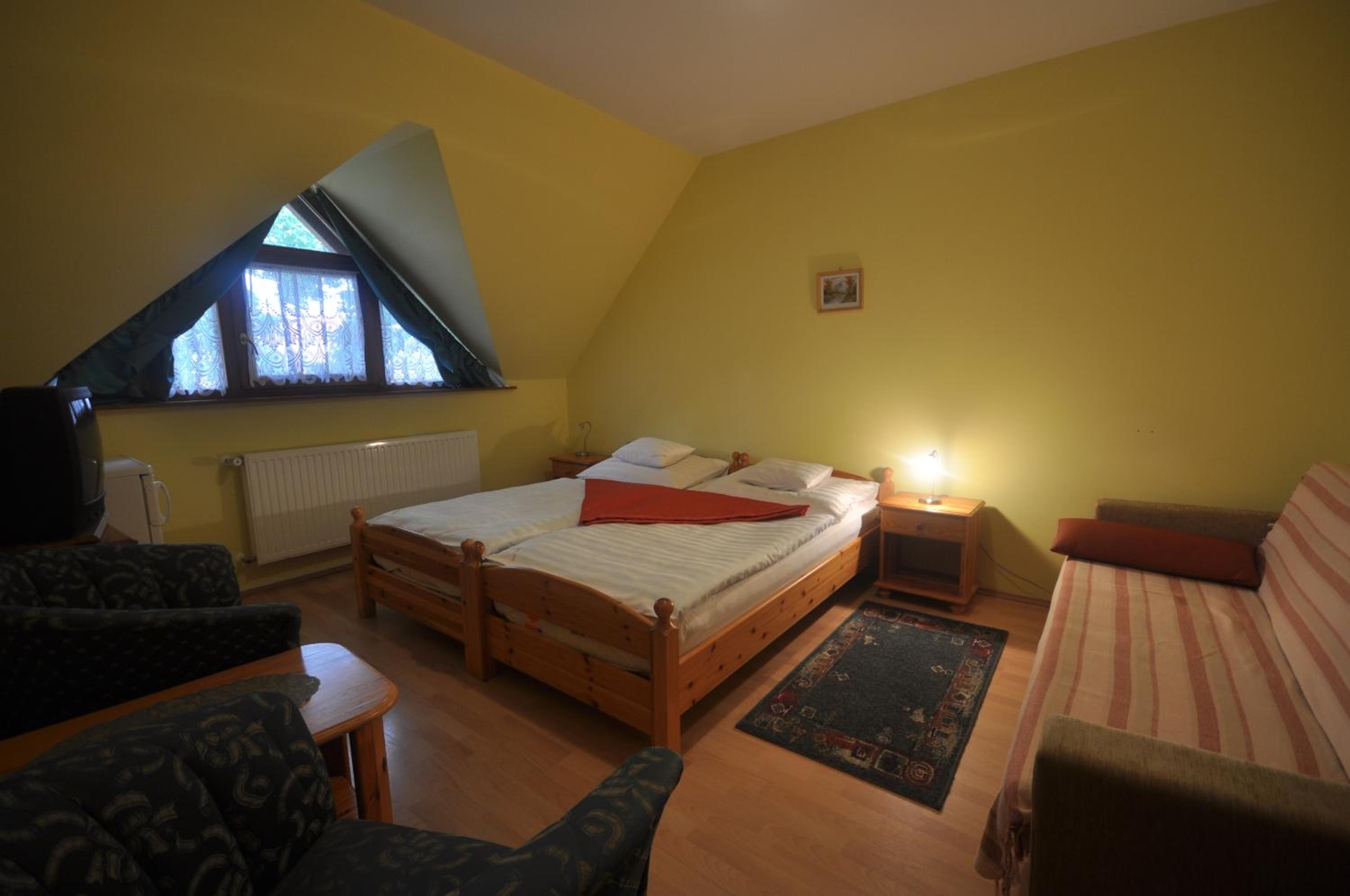 Triple Room