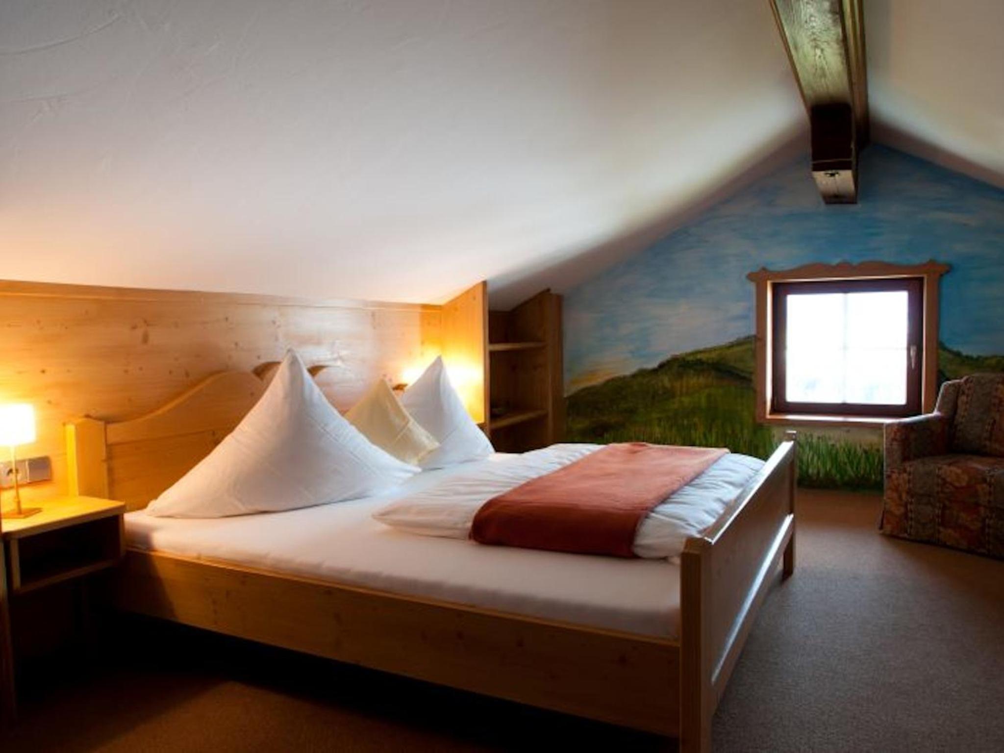 Two-Bedroom Apartment with Balcony photo 3