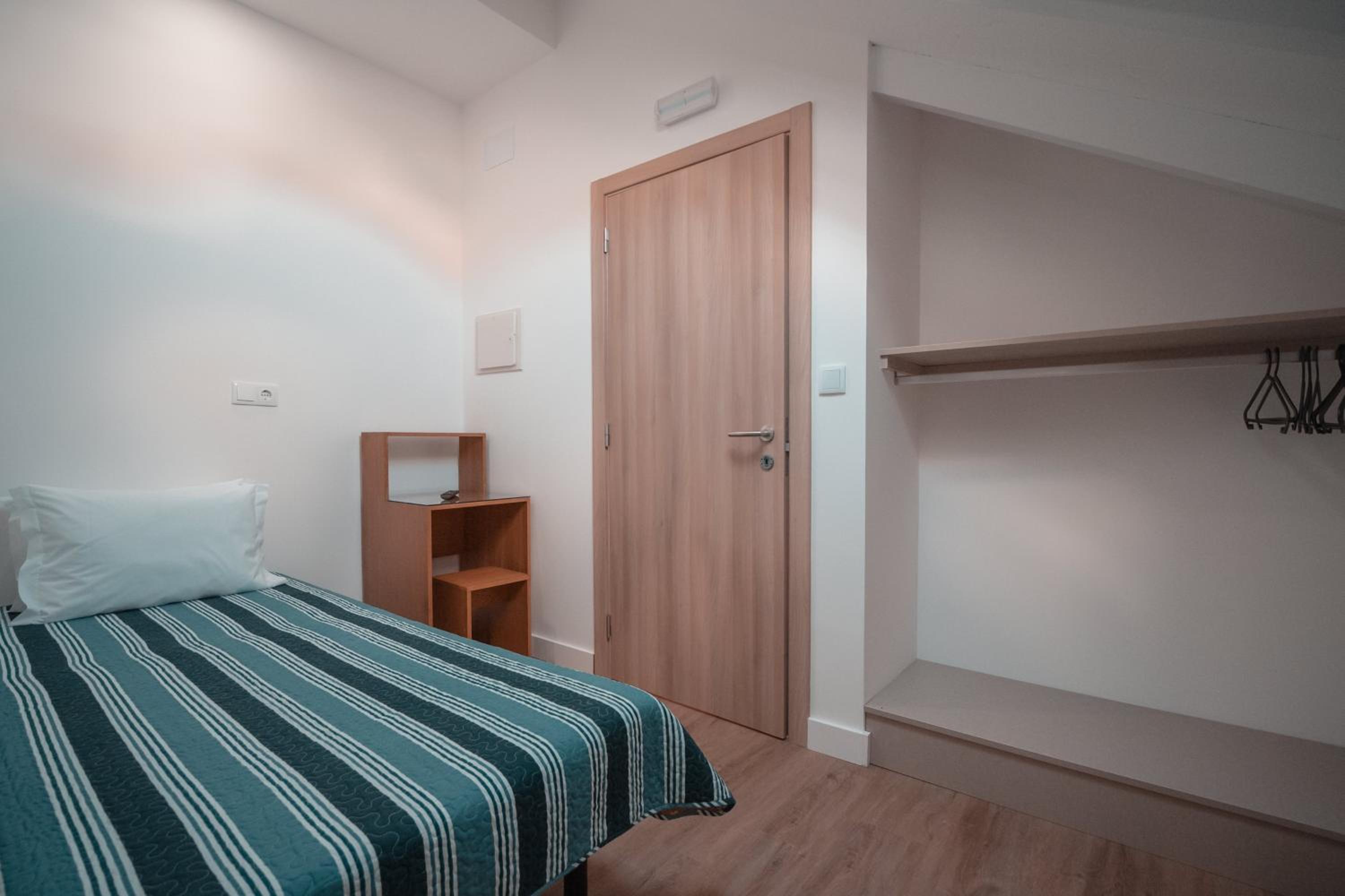 Single Room photo 3