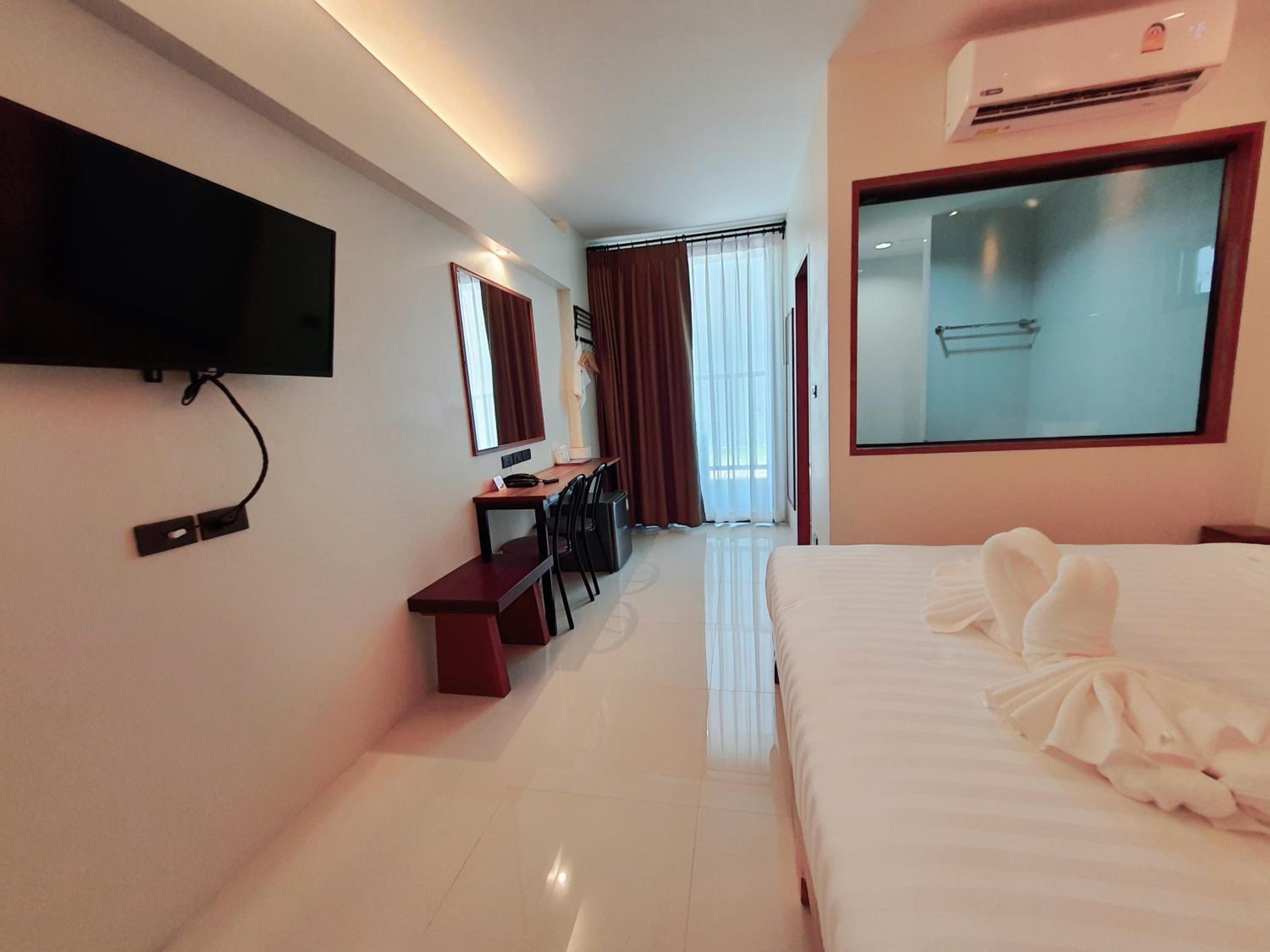 Standard King Room - Photo 1