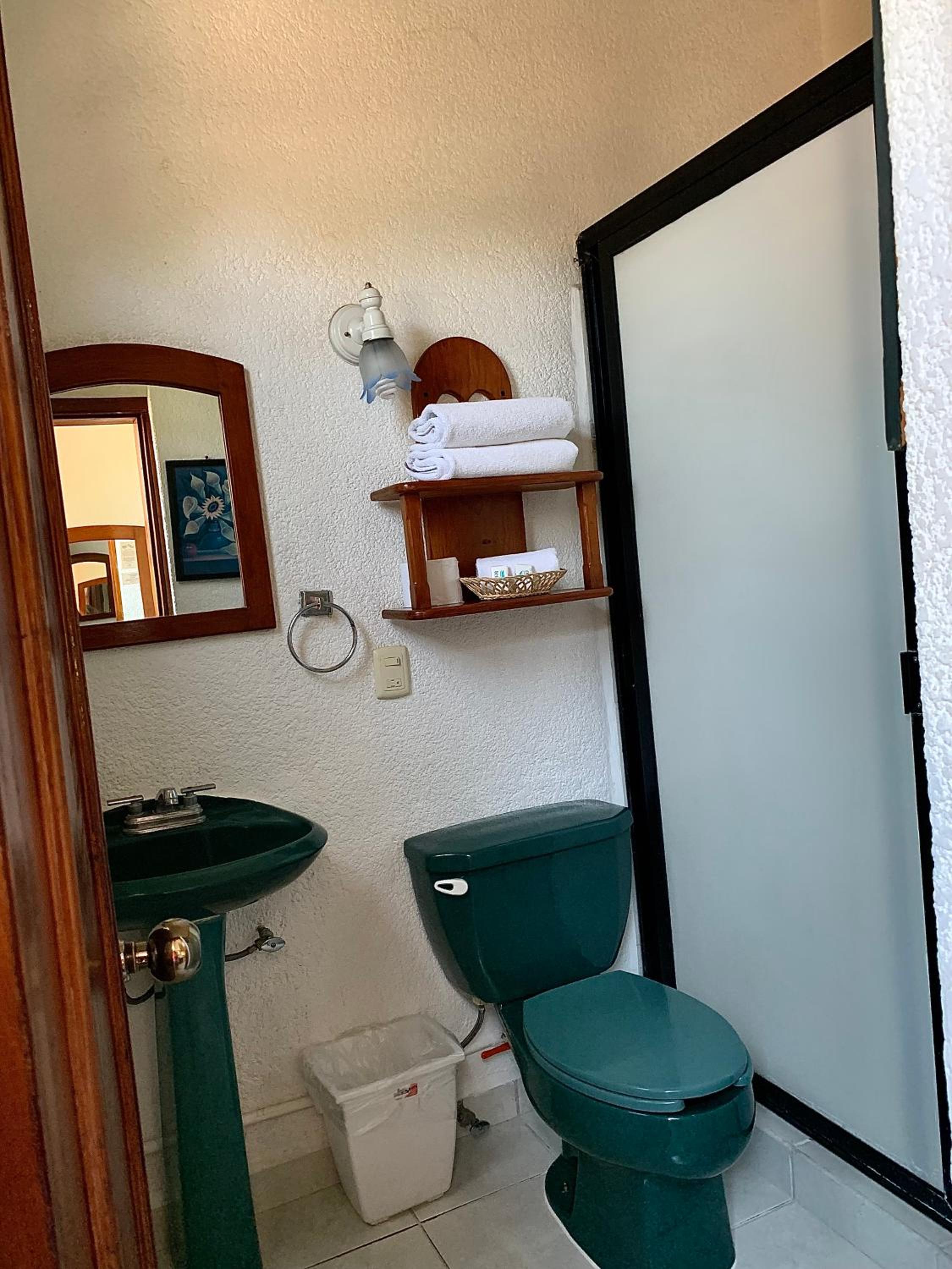 Deluxe Double Room with Bath photo 2