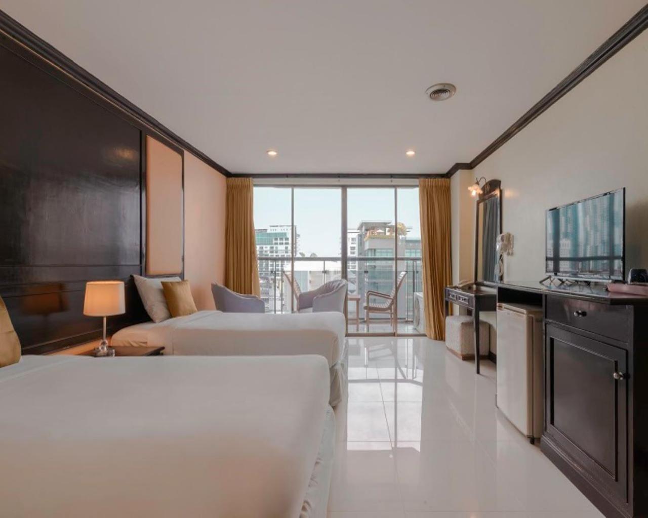 Standard Double or Twin Room - Photo 5