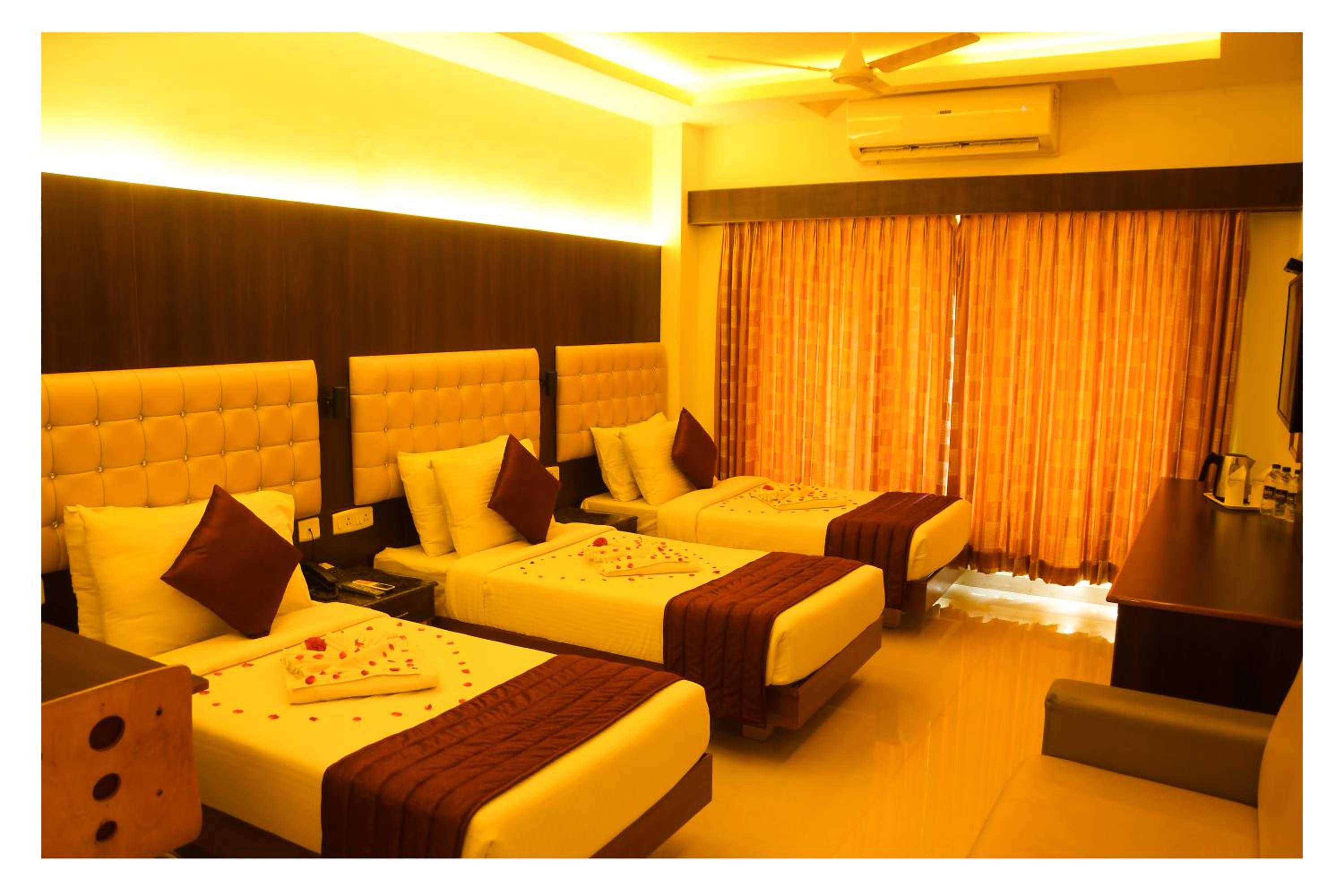 Classic Triple Room photo 1
