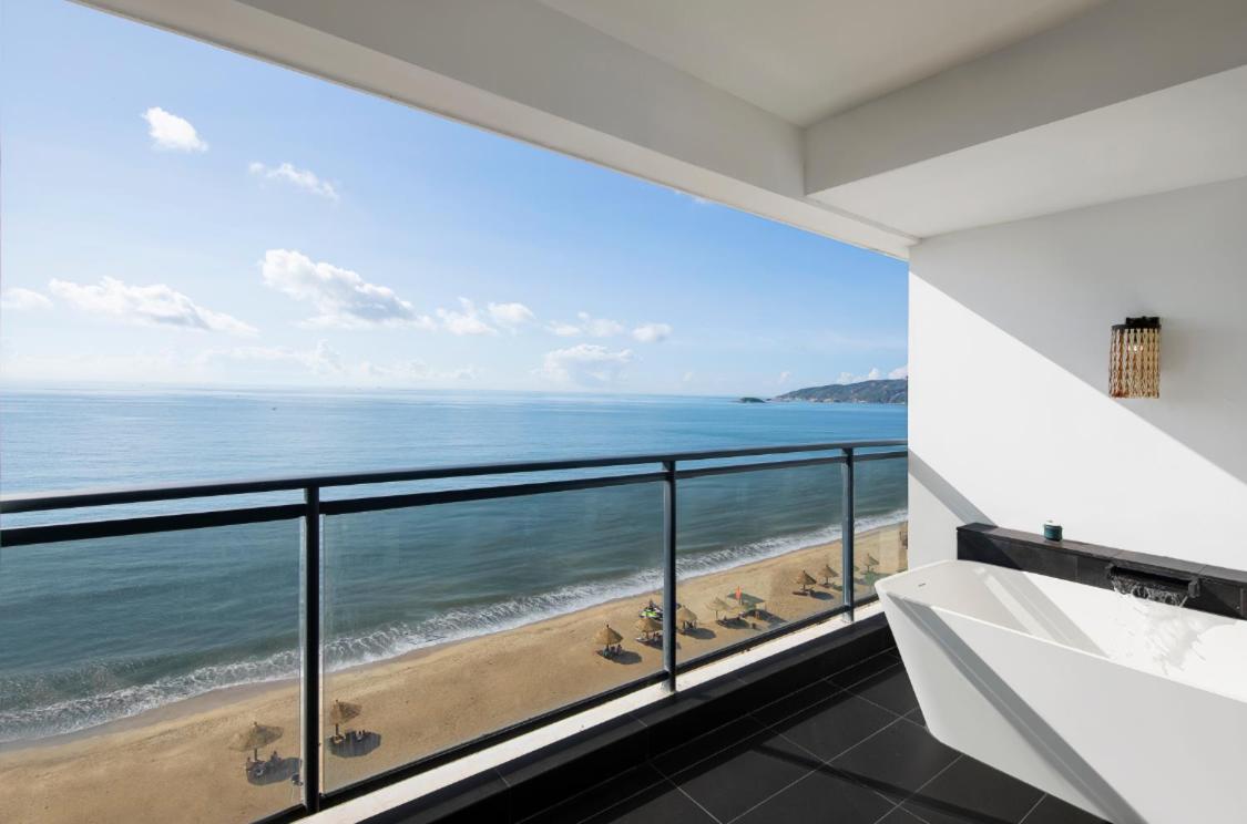 Deluxe Twin Room with Sea View