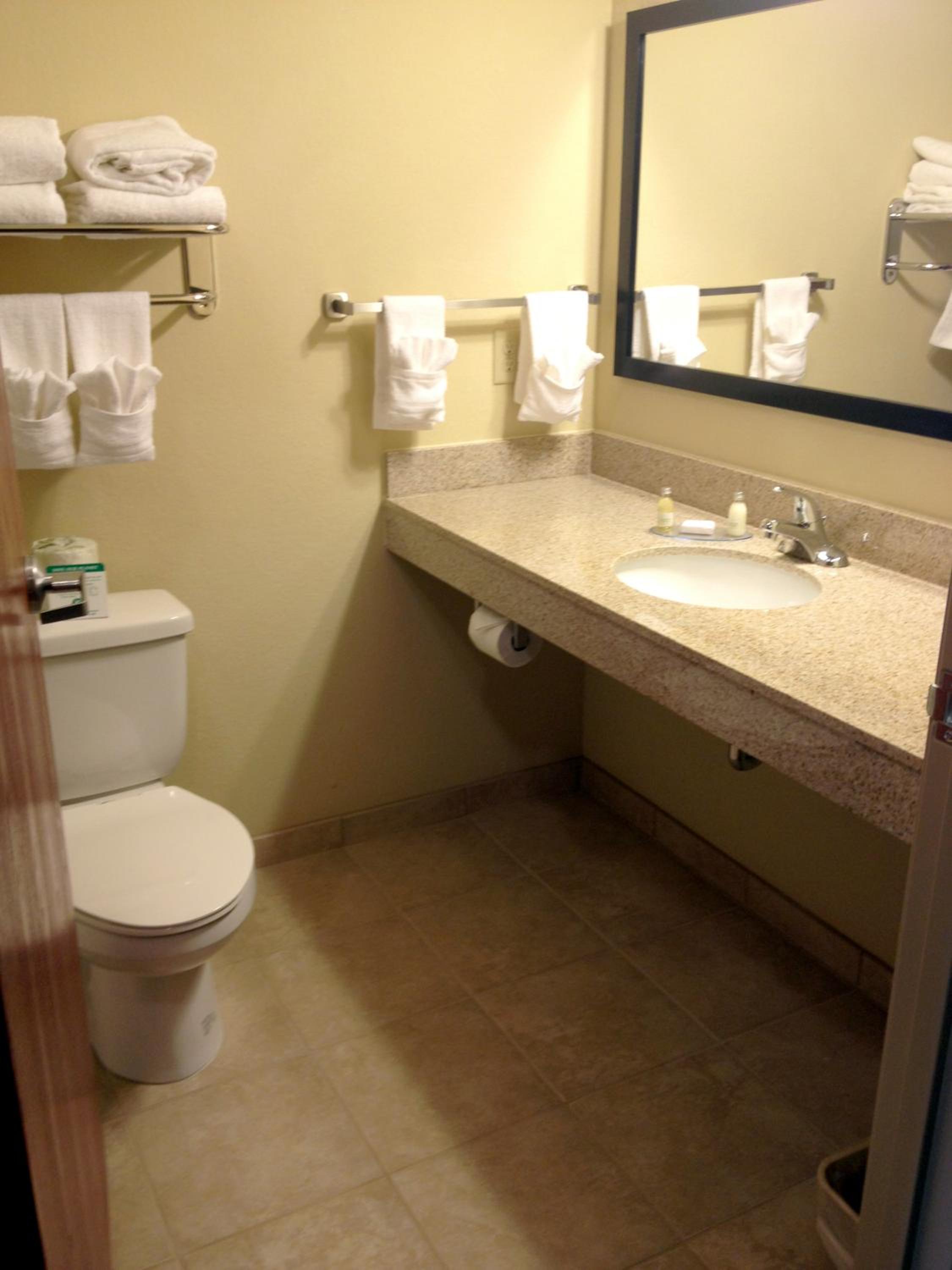 Deluxe King Room photo 2