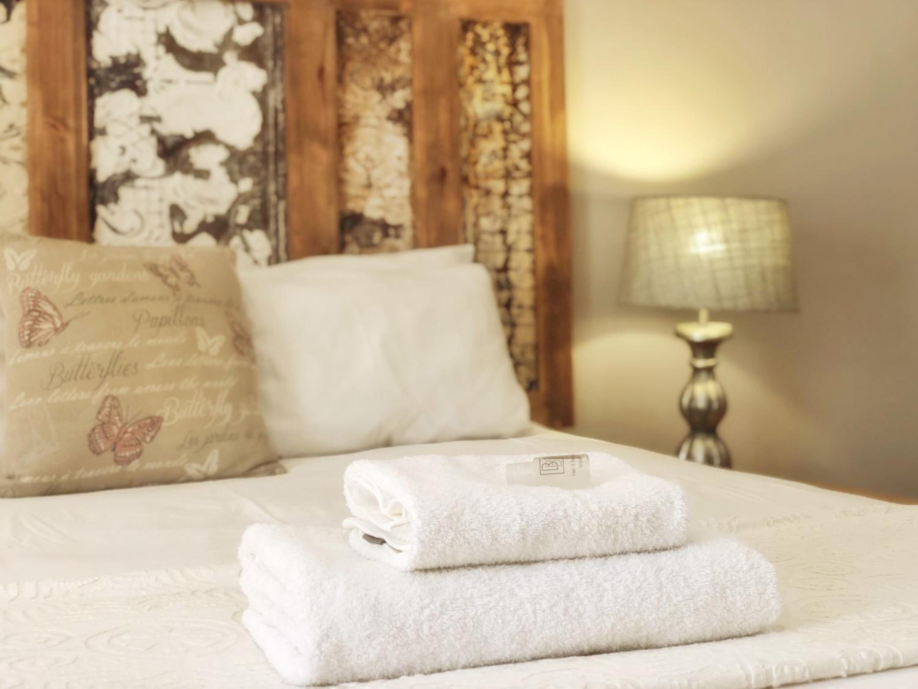 Twin/Double Room - Photo 1