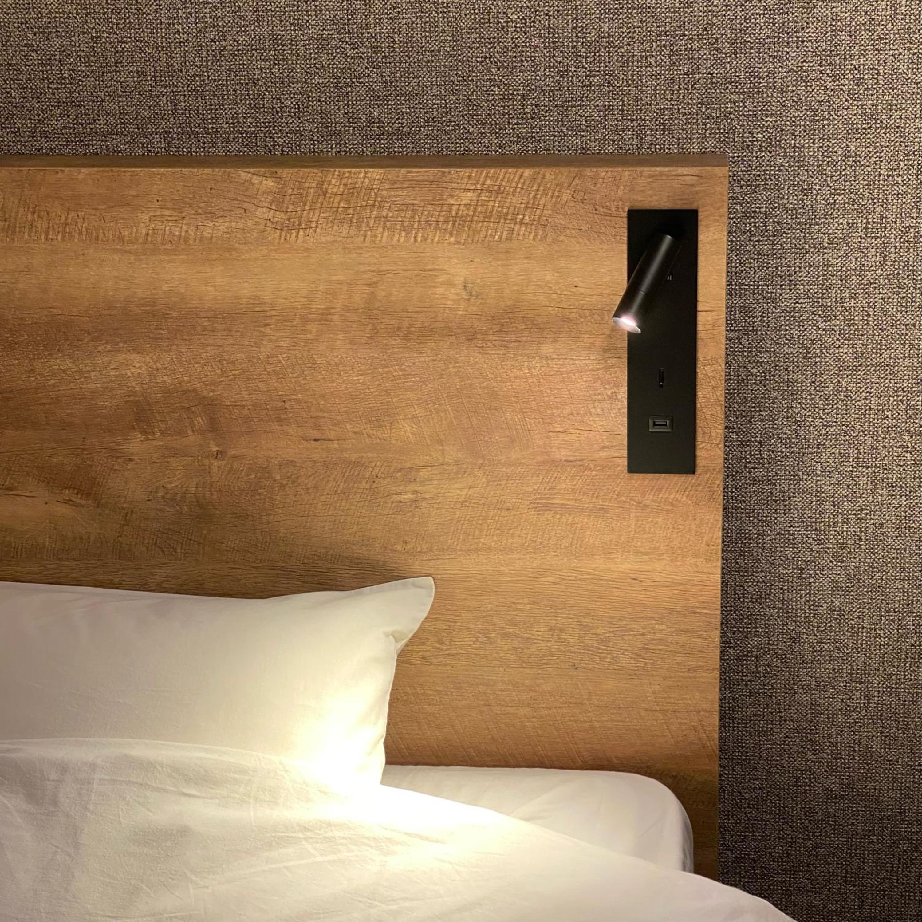 Double Room - Non-Smoking photo 1