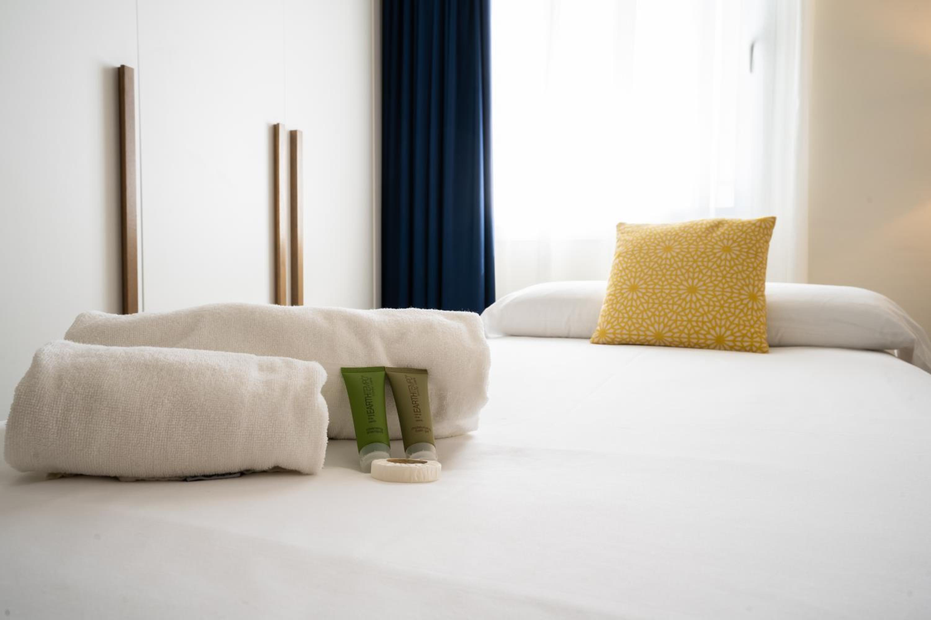 Habitación Doble Estándar con dos camas o cama doble (3 adultos)