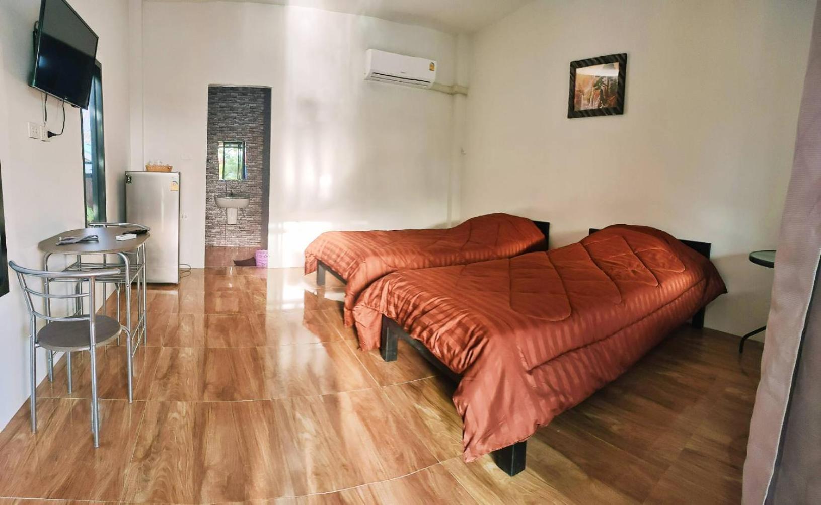 Quadruple Room - Photo 9