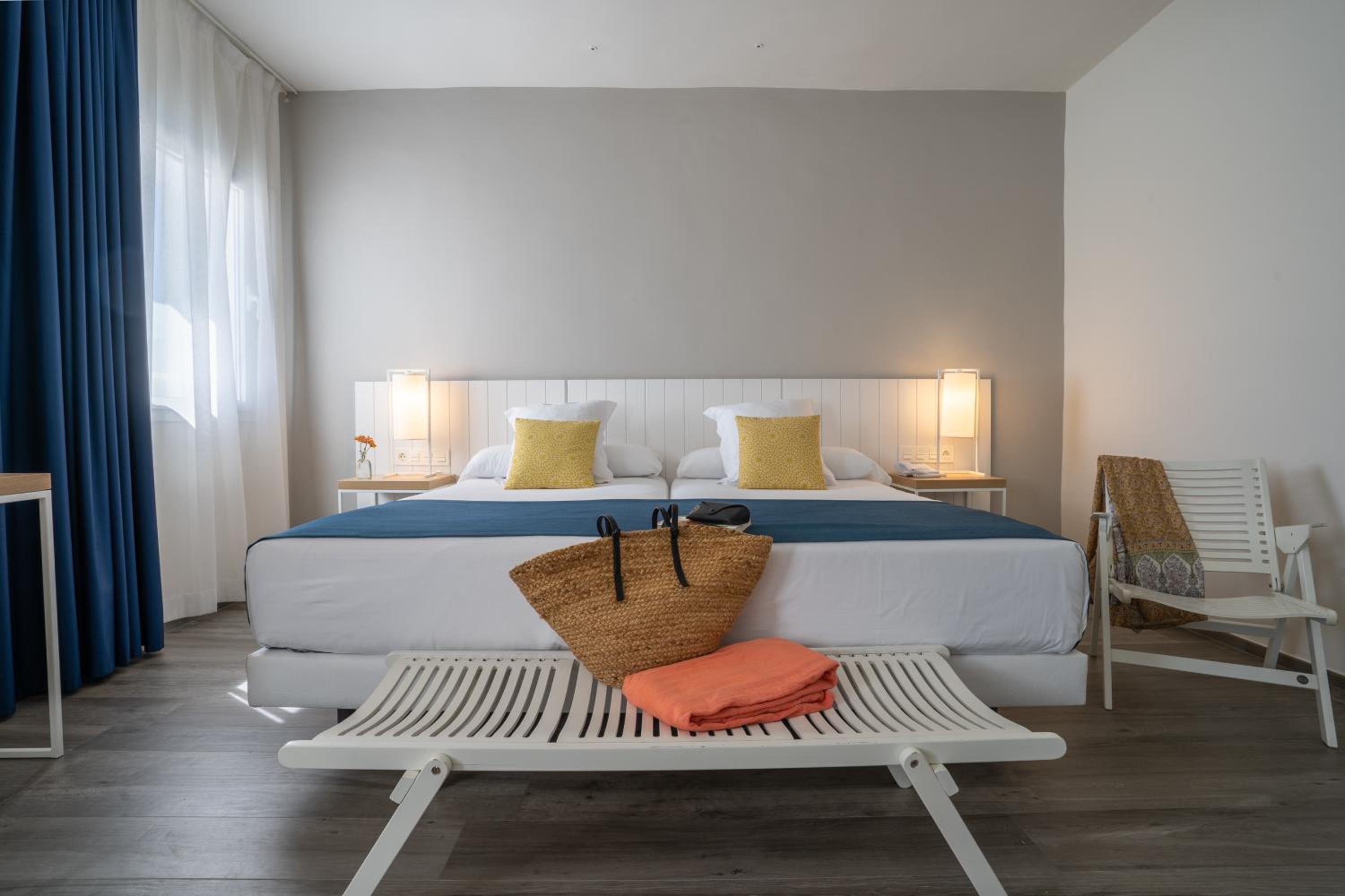Standard Double or Twin Room, photo 7