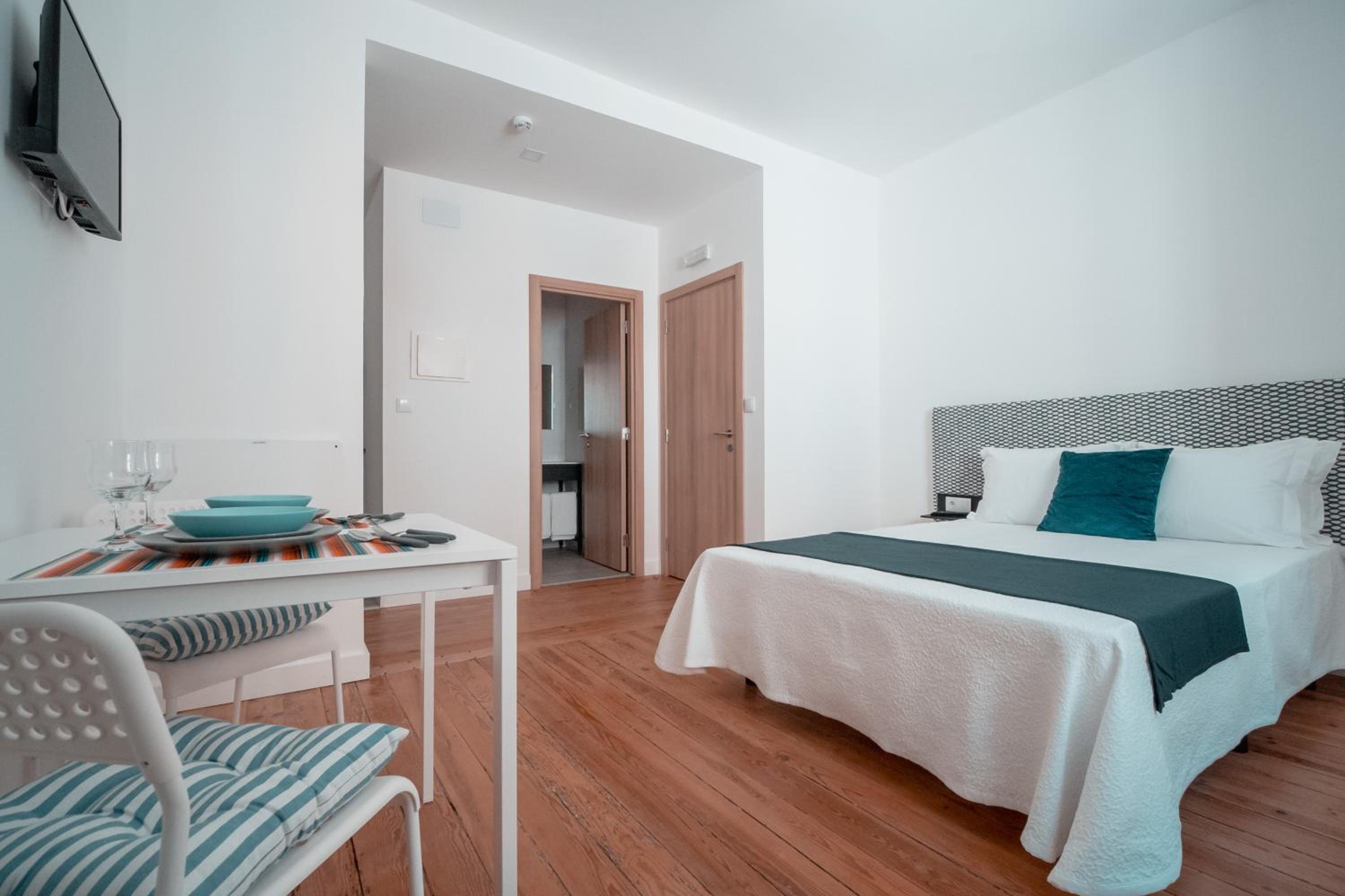 Studio Apartment photo 3