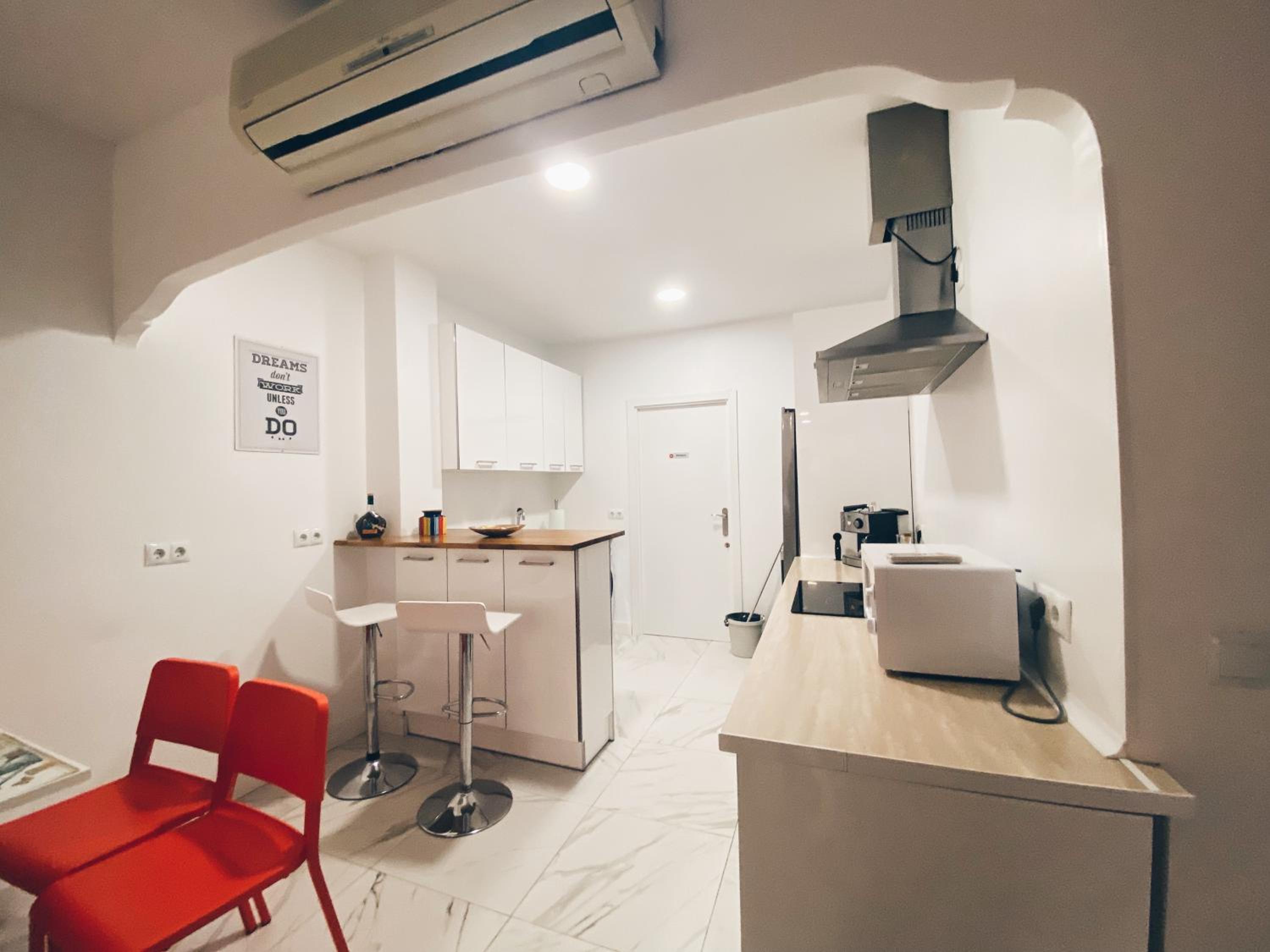 Studio Apartment photo 2