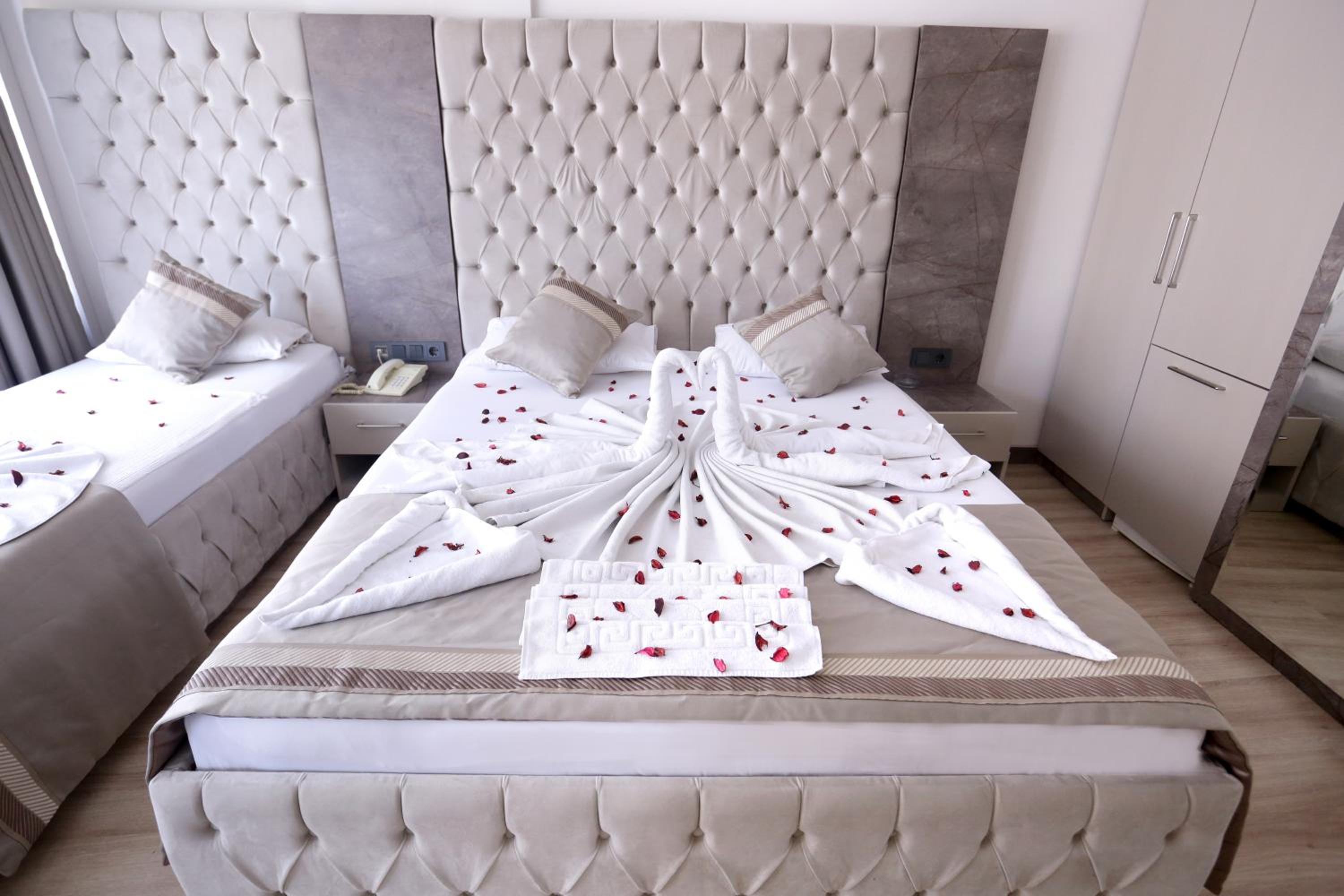 Large Single Room