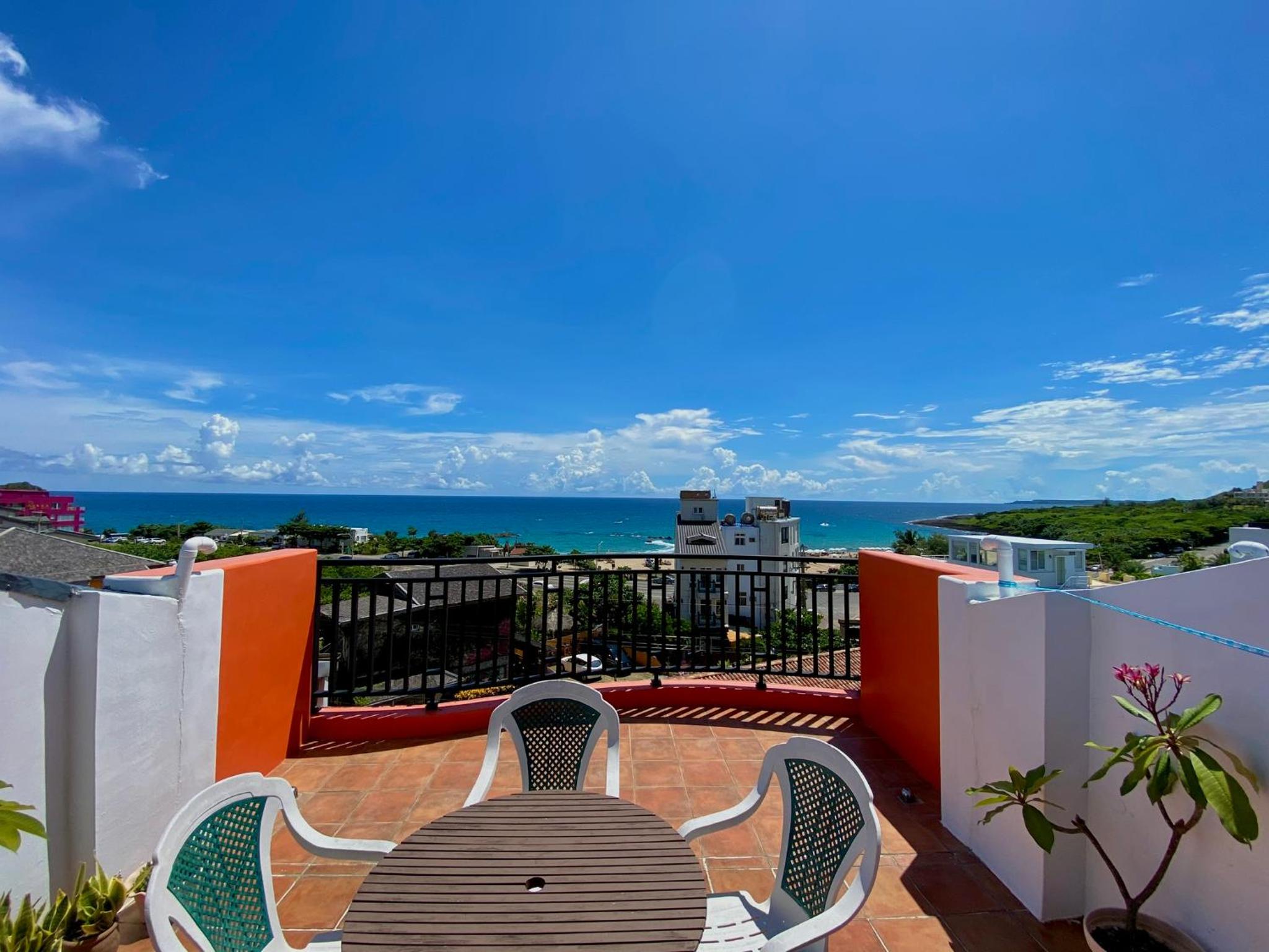 Family Room with Sea View - Photo 5