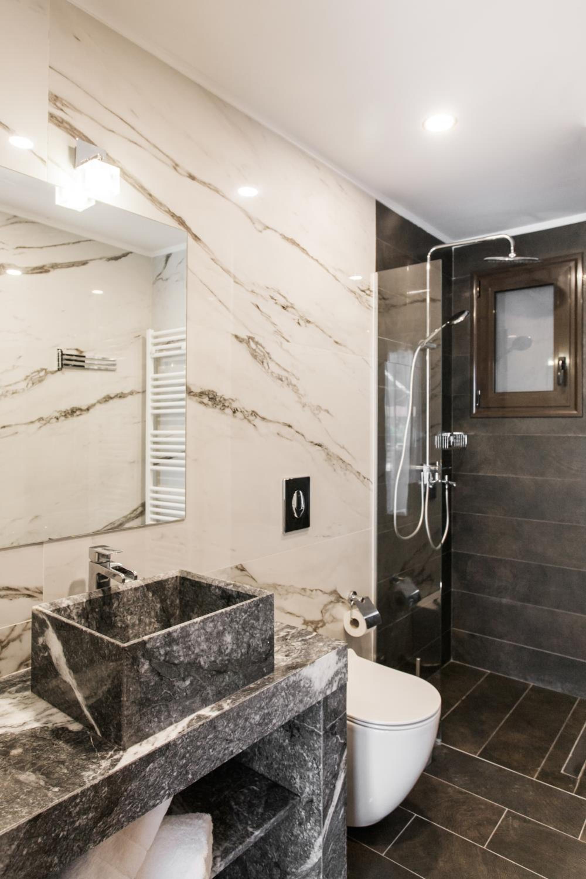 One-Bedroom Suite photo 2
