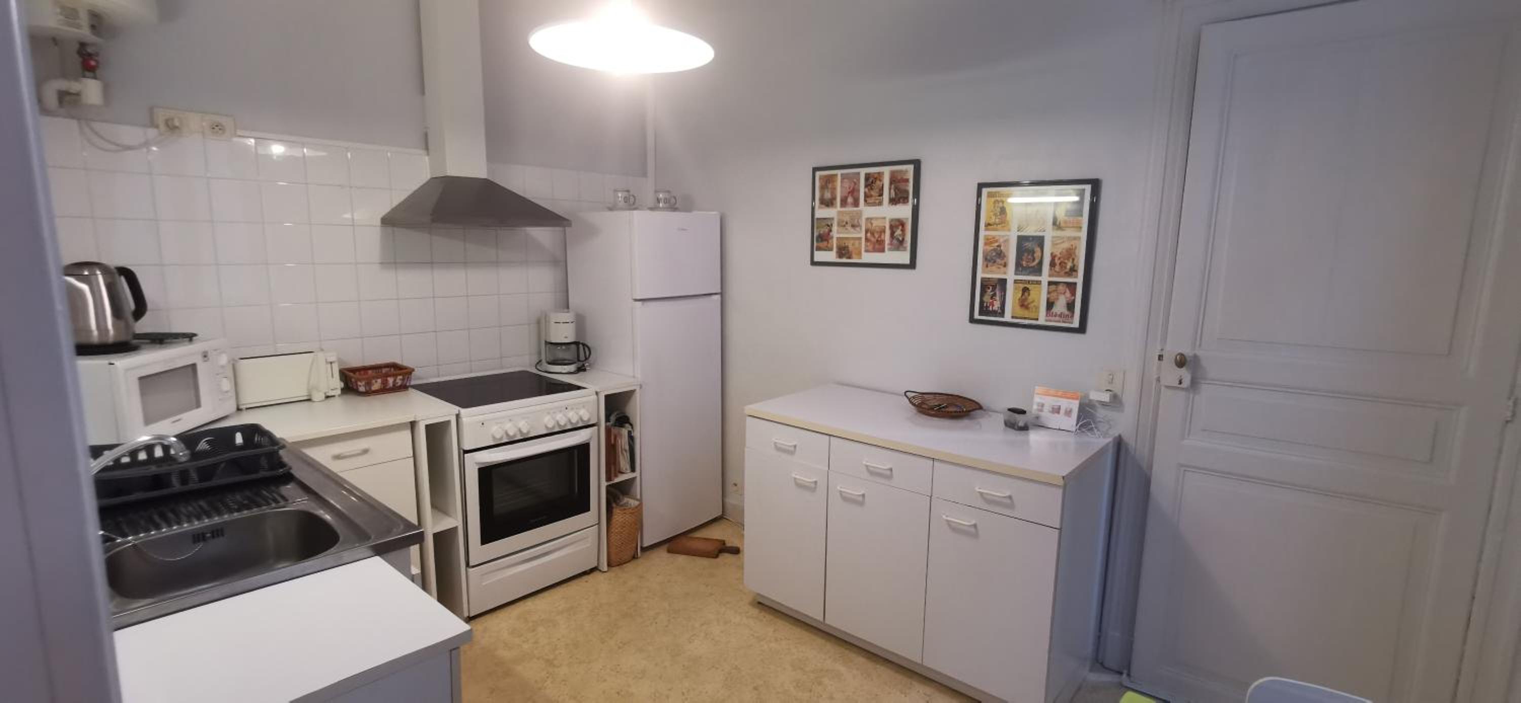Apartment photo 2