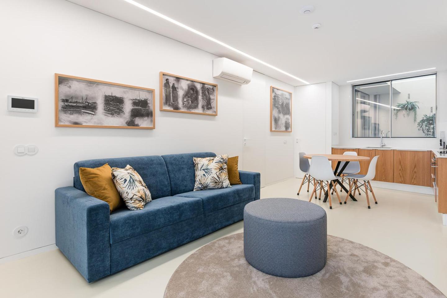 One-Bedroom Apartment