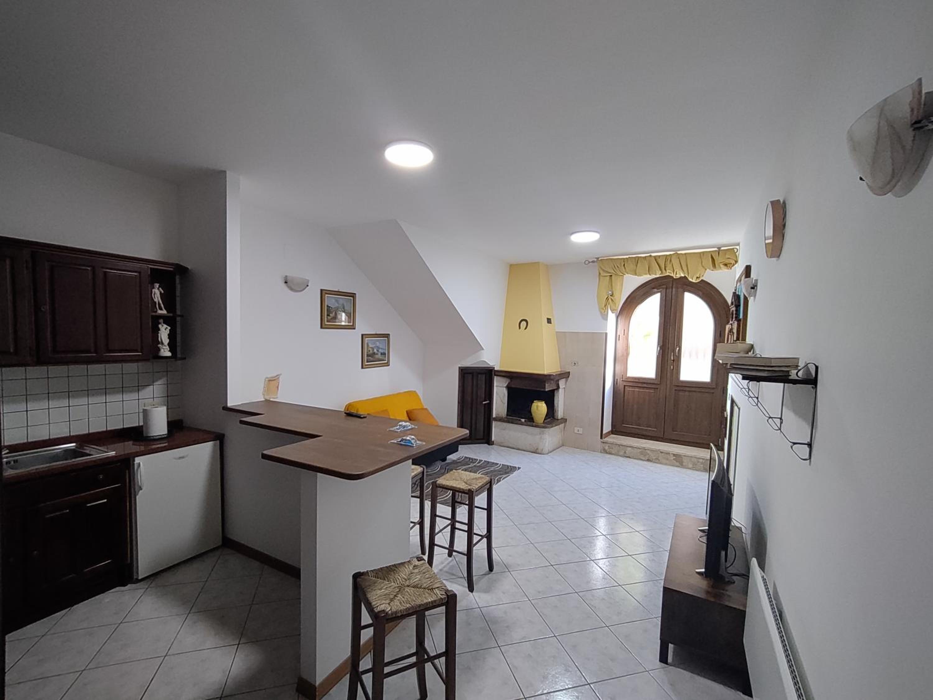 One-Bedroom Apartment