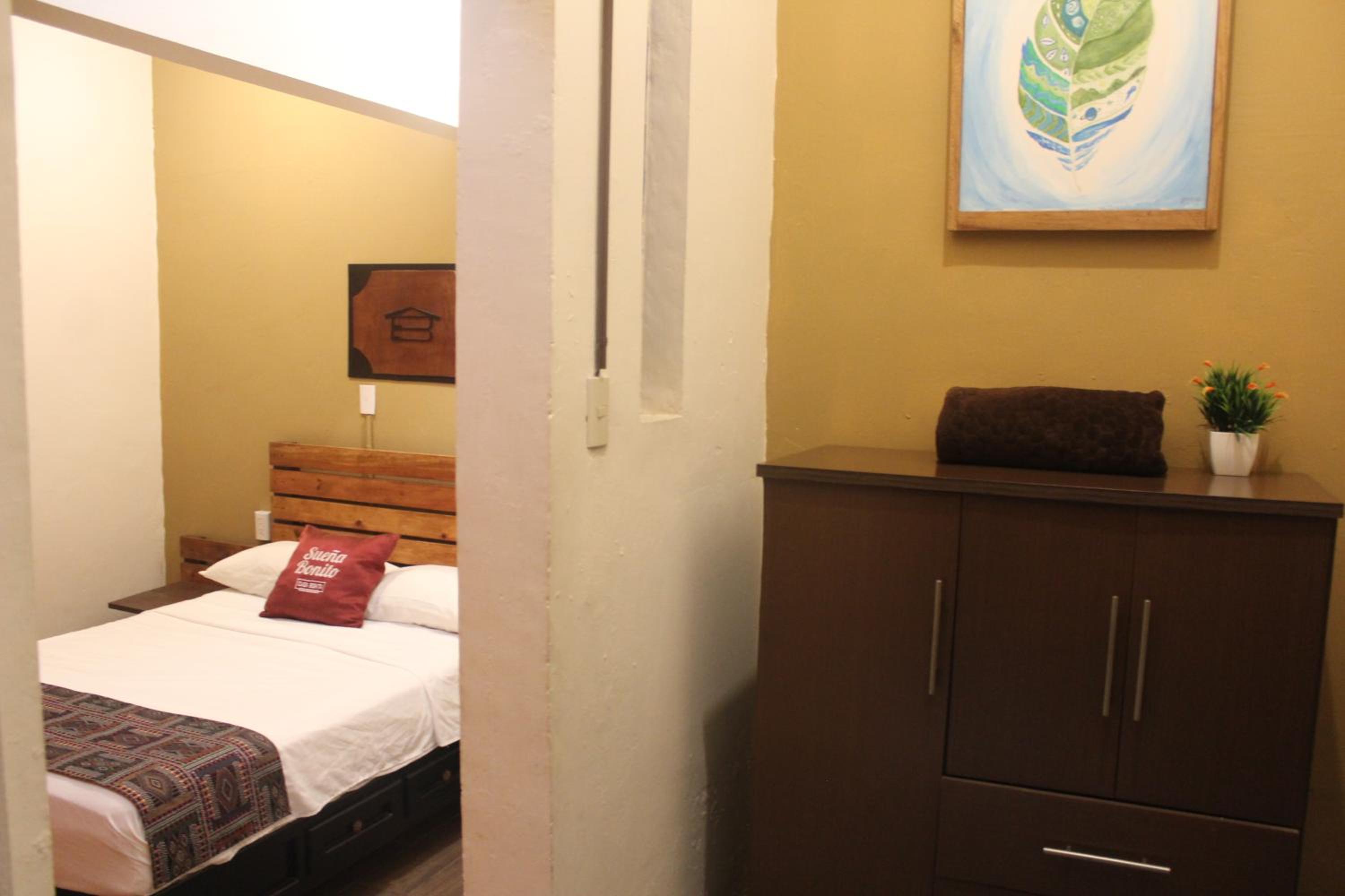 Double Room - Photo 3