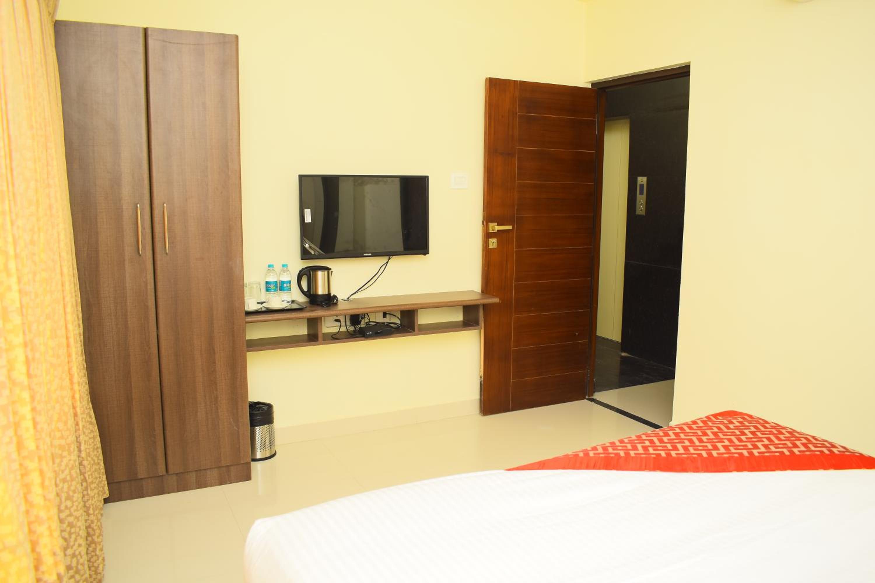 Deluxe Single Room