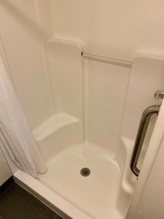 Triple Room - Disability Access photo 2