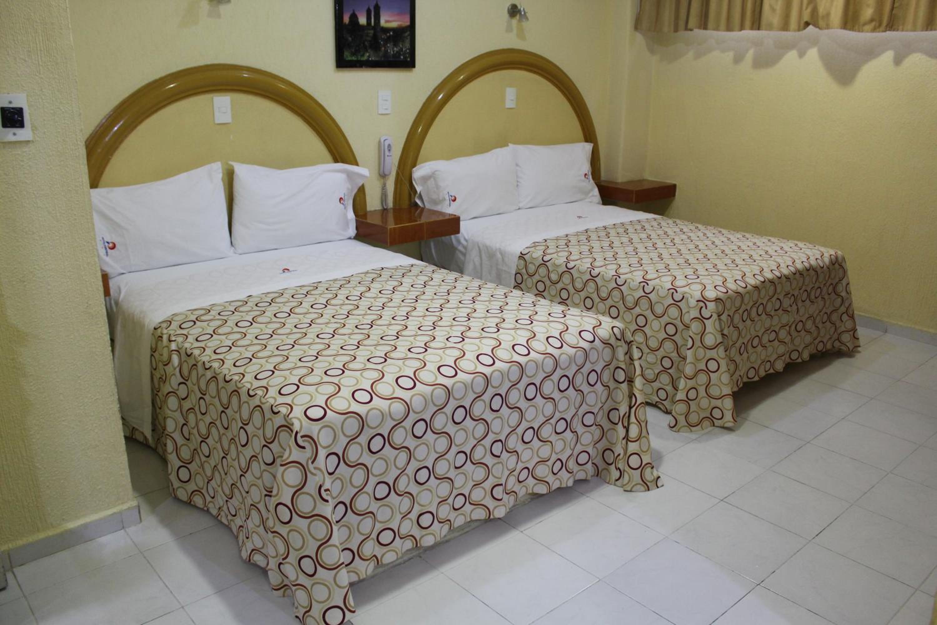 Budget Twin Room photo 2