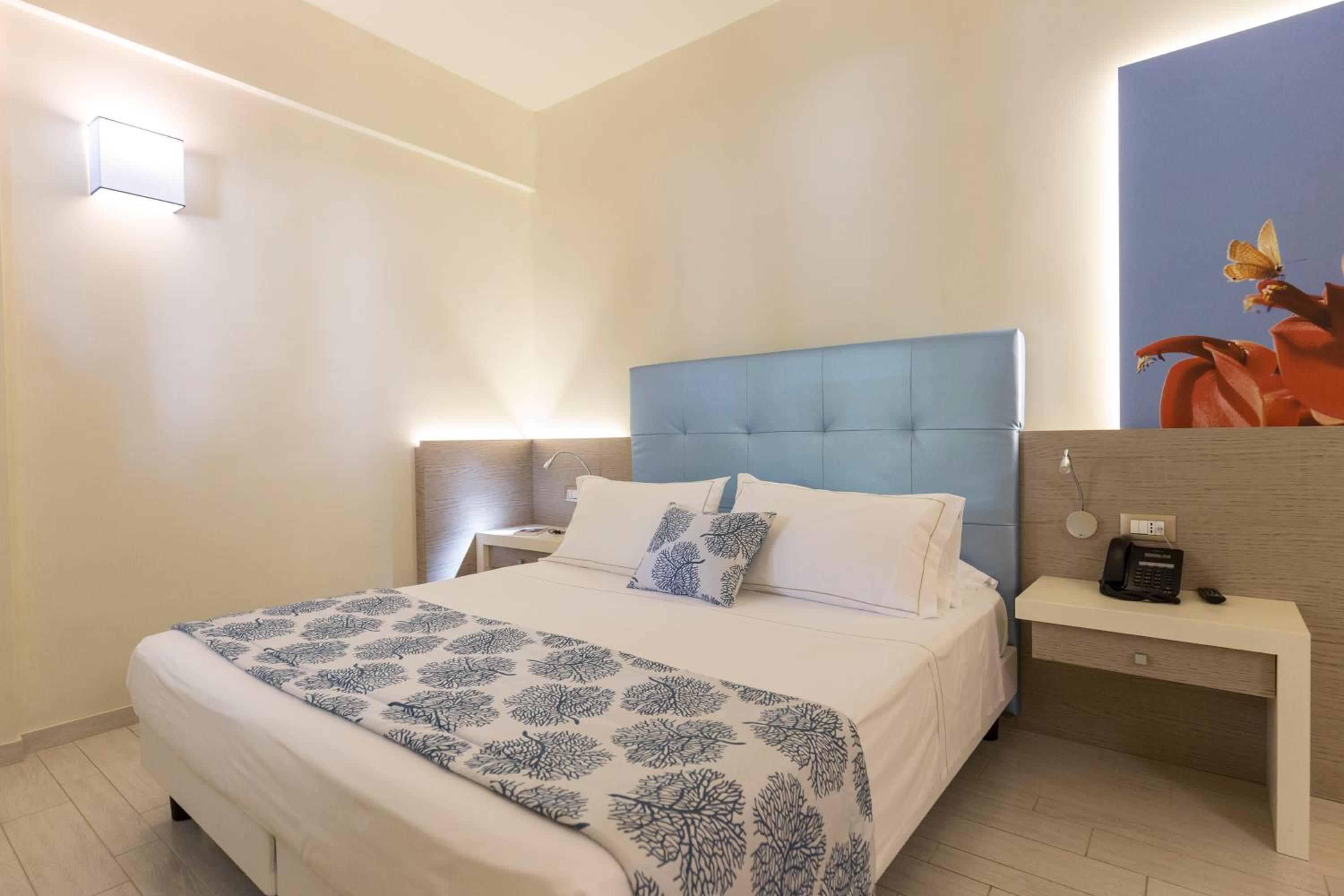 Double or Twin Room with Garden View