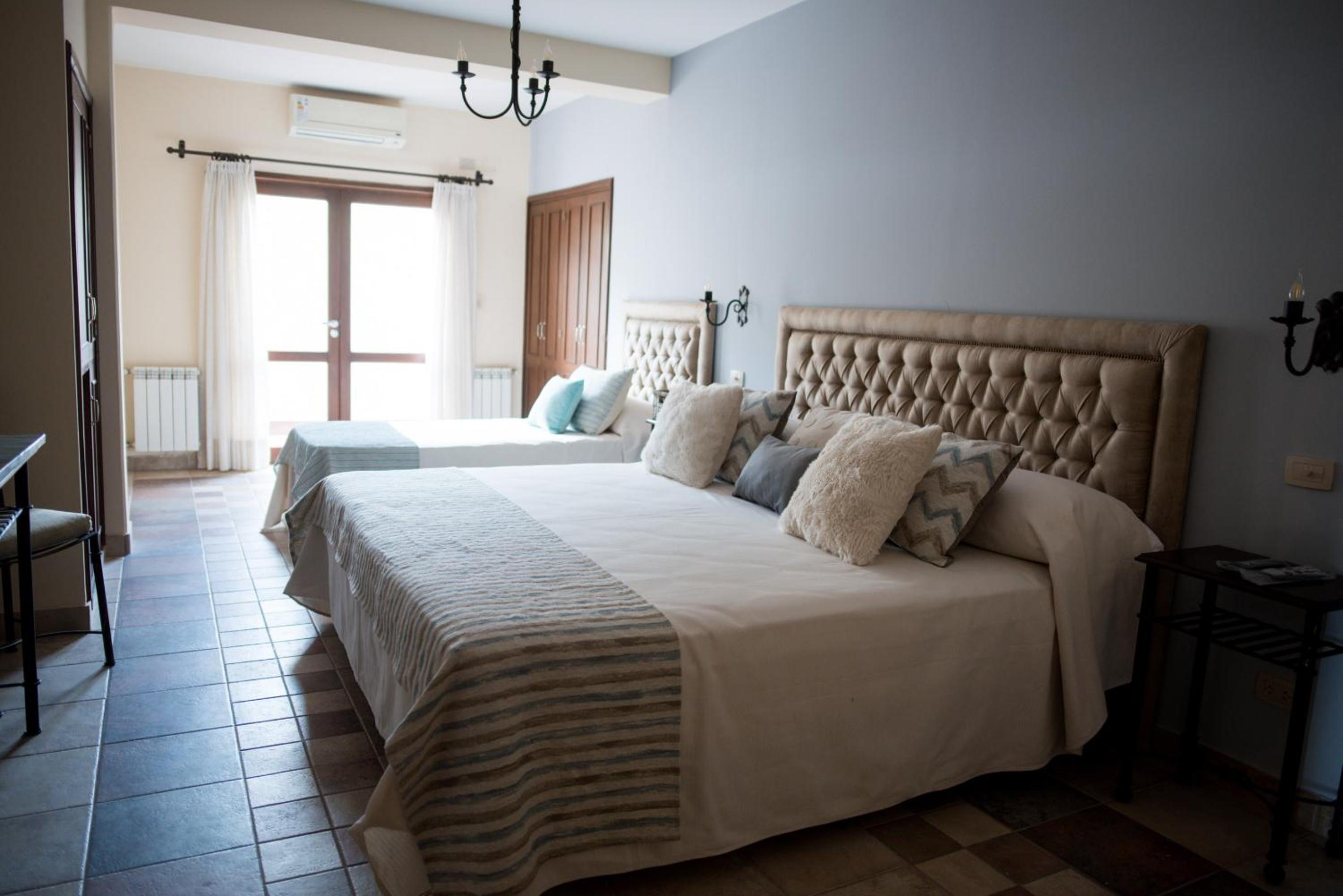Comfort Triple Room