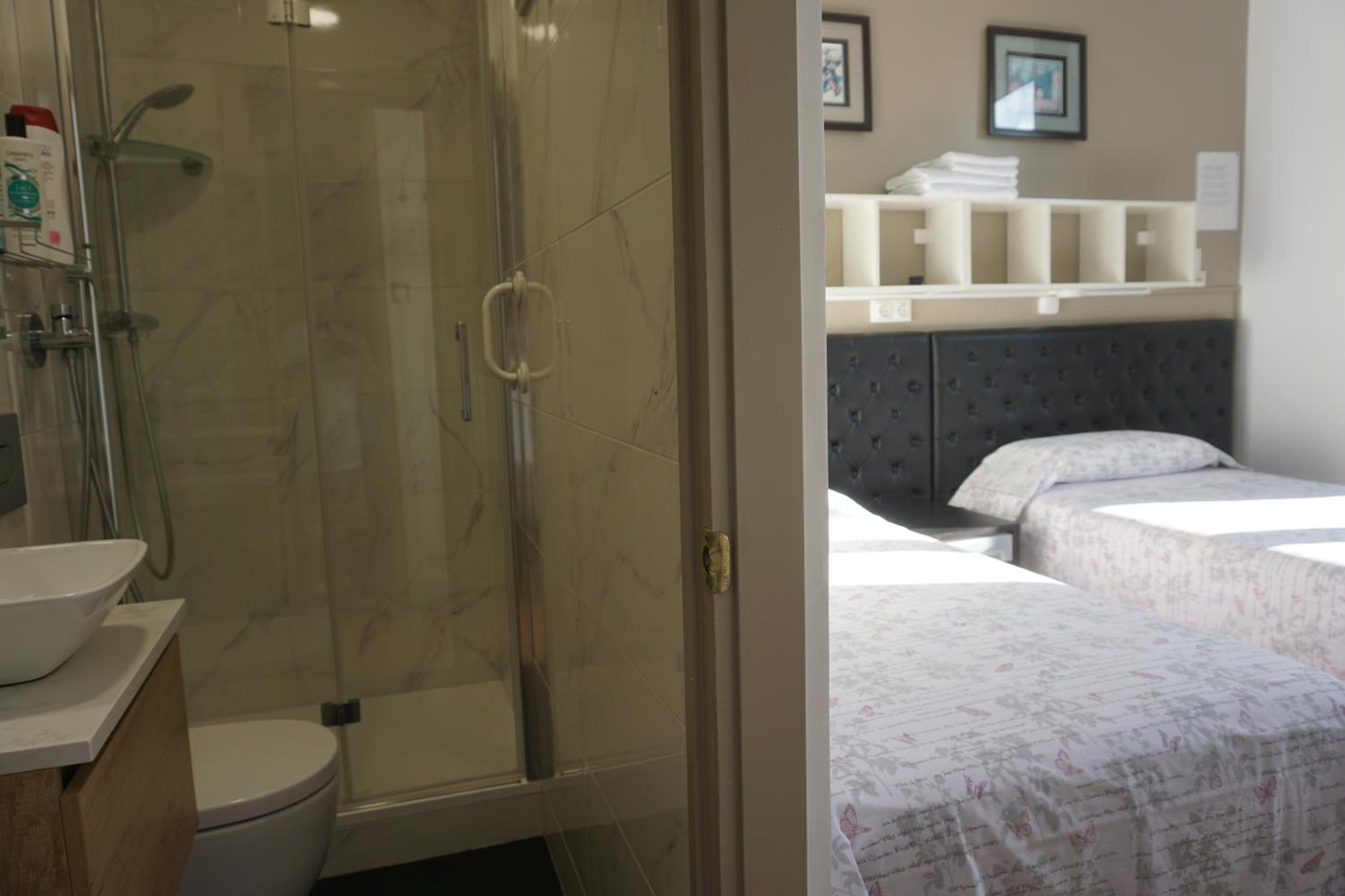 Twin Room photo 2