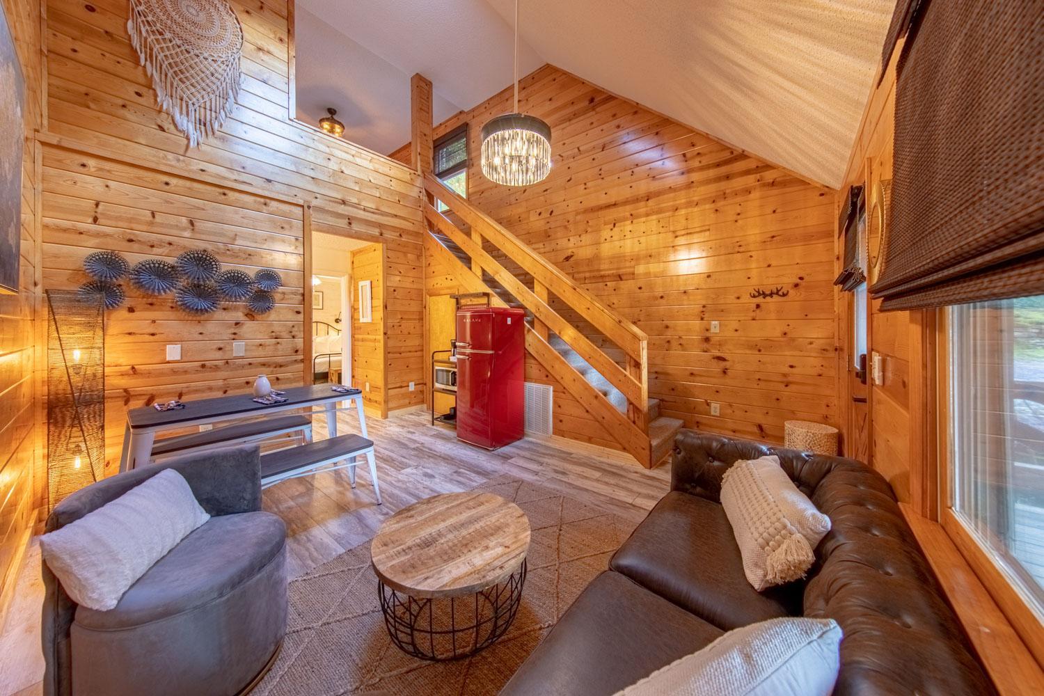 Suite with Mountain View